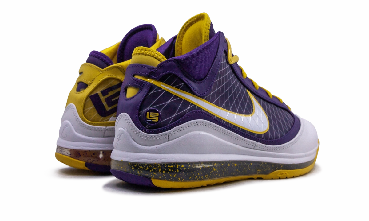 Ankle Stabilization Tech Air Max Lebron 7 "Media Day"