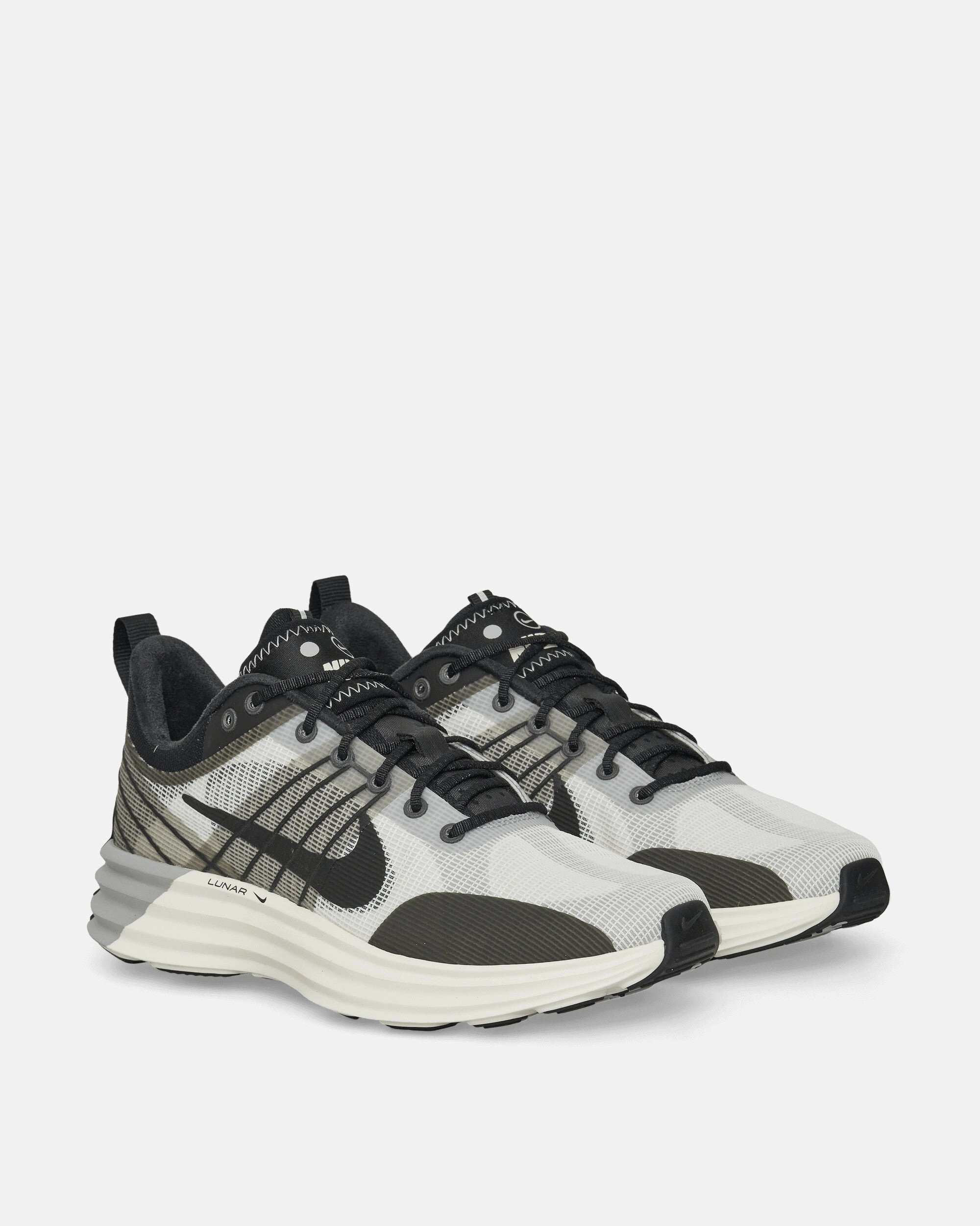 Lunar Roam Sneakers Summit White / Light Smoke Grey / Black Flat Knit Texture Impact Dispersion Layer