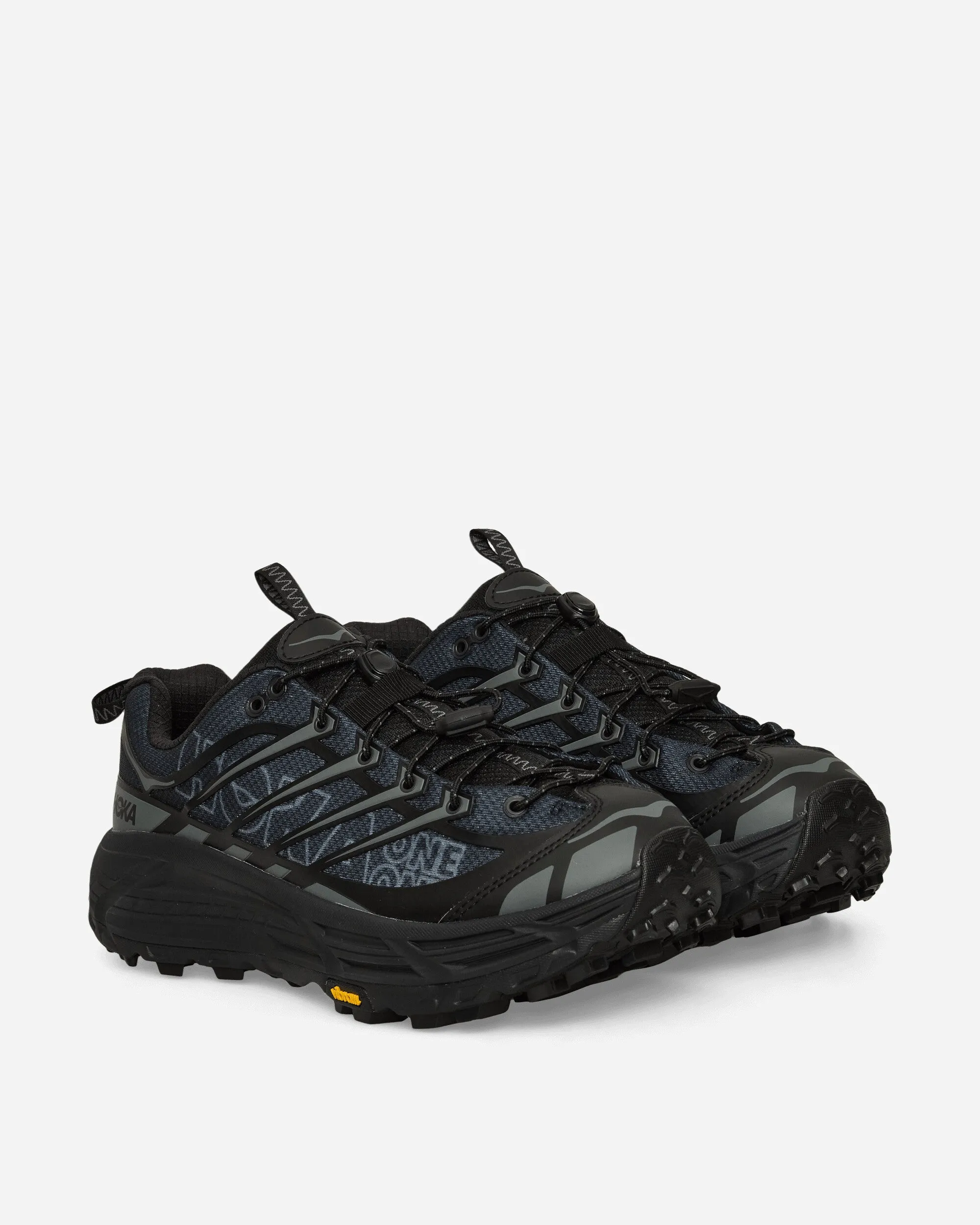 Padded flexibility Mafate Three2 Wordmark Sneakers Black / Outer Orbit