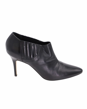 London Edge Manolo Blahnik Livrea Gore Ankle Bootie in Black Leather