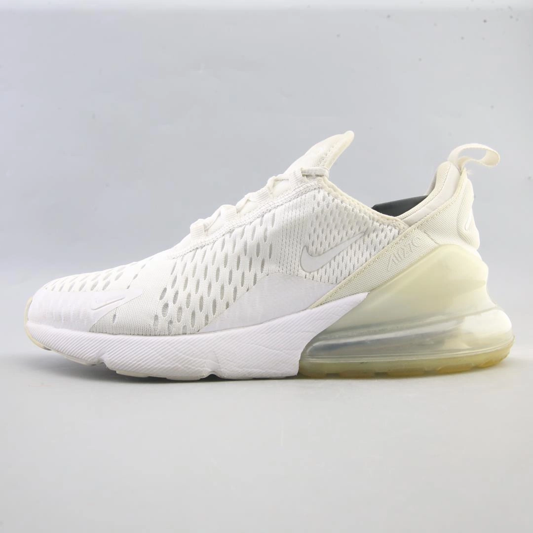 water - repellent - upper - feature shoes NIKE AIR MAX 270