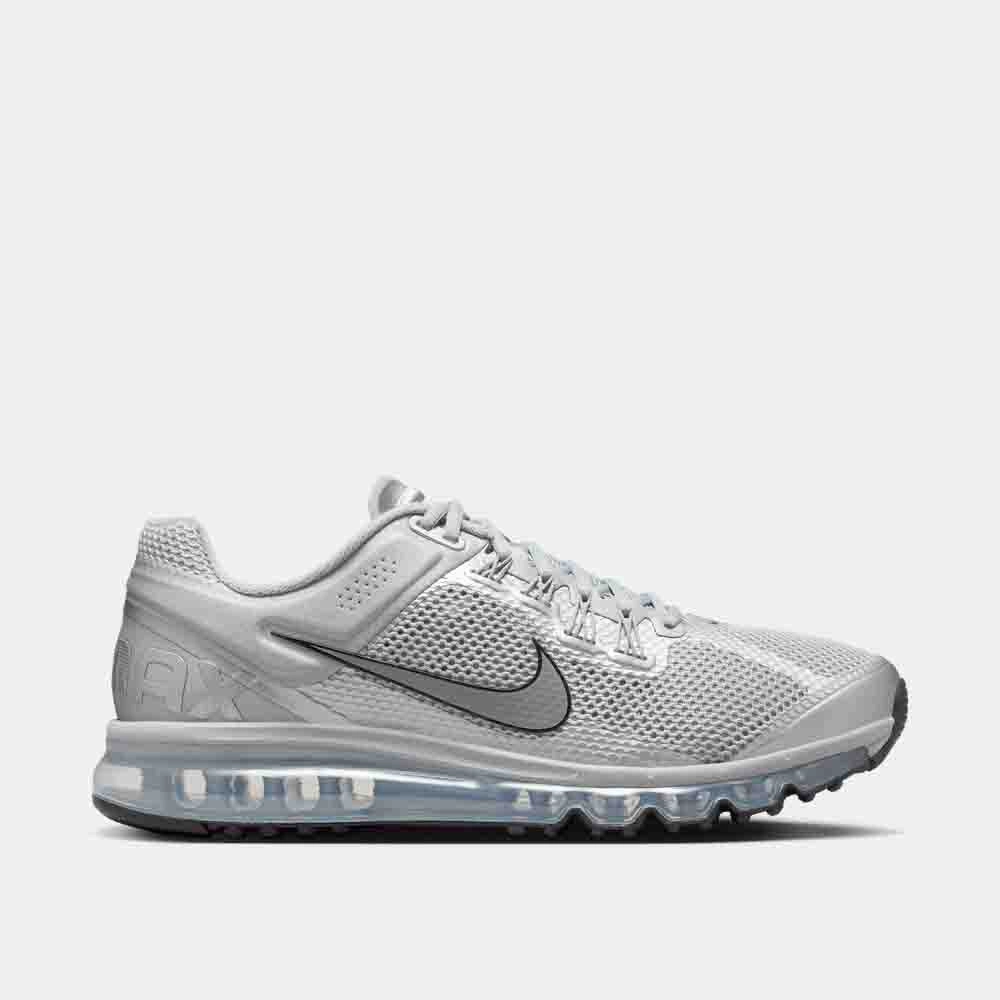 Men's Nike Air Max 2013 Slip Resistant triple - jump shoes