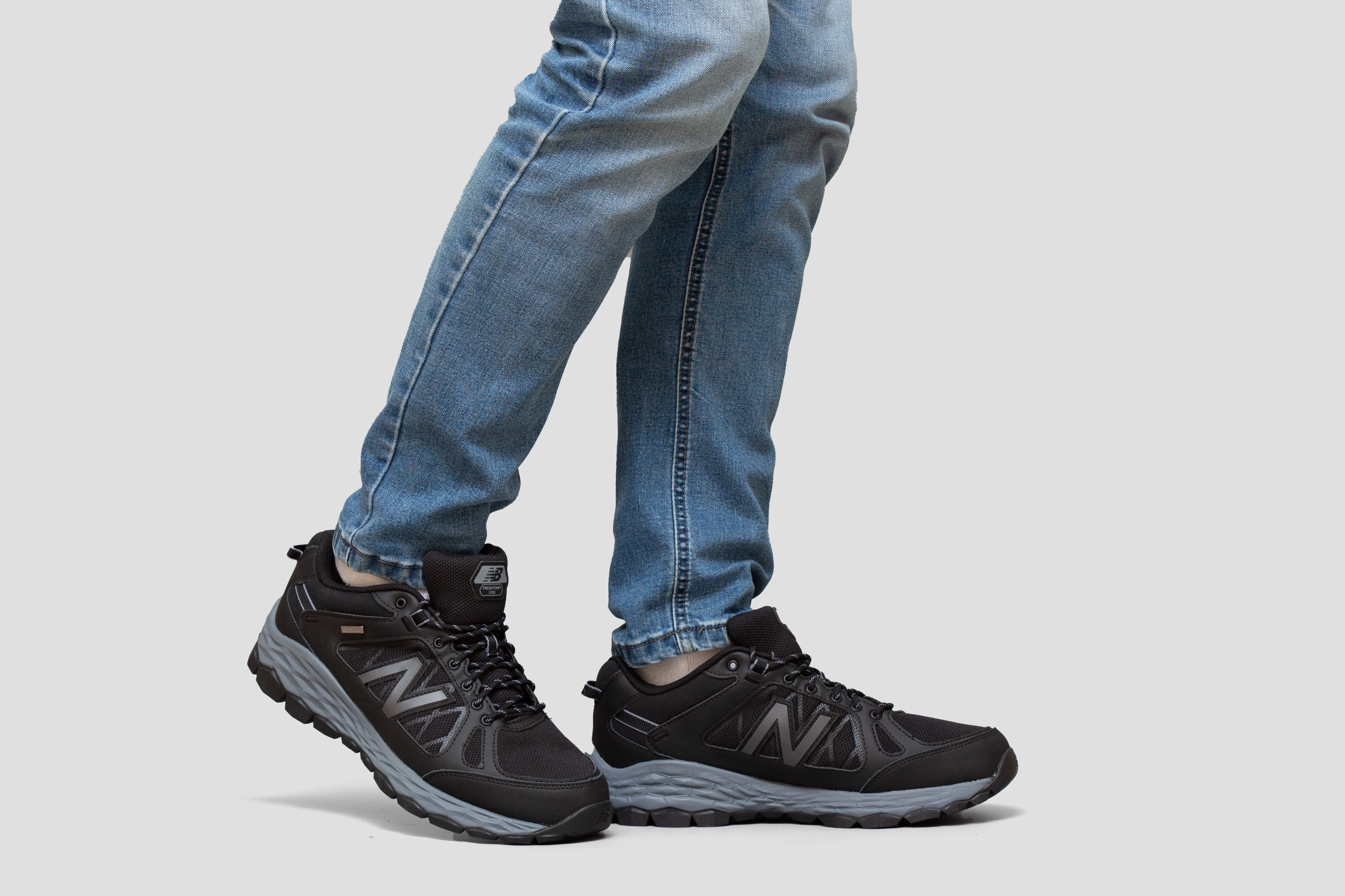 endurance runners practice - shoes Men's Wide Fit Waterproof New Balance MW1350WL Walking Waterproof Fresh Foam Trainers Zipper Closure