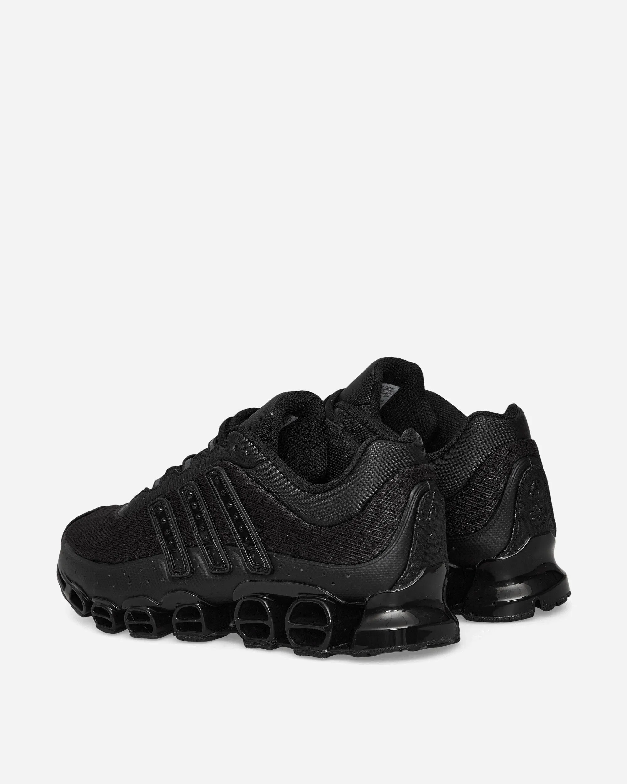 Megaride Sneakers Core Black / Core Black City Motion
