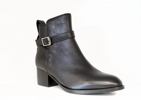 Women's Walker Buckle Boots In Black Anti   Blister