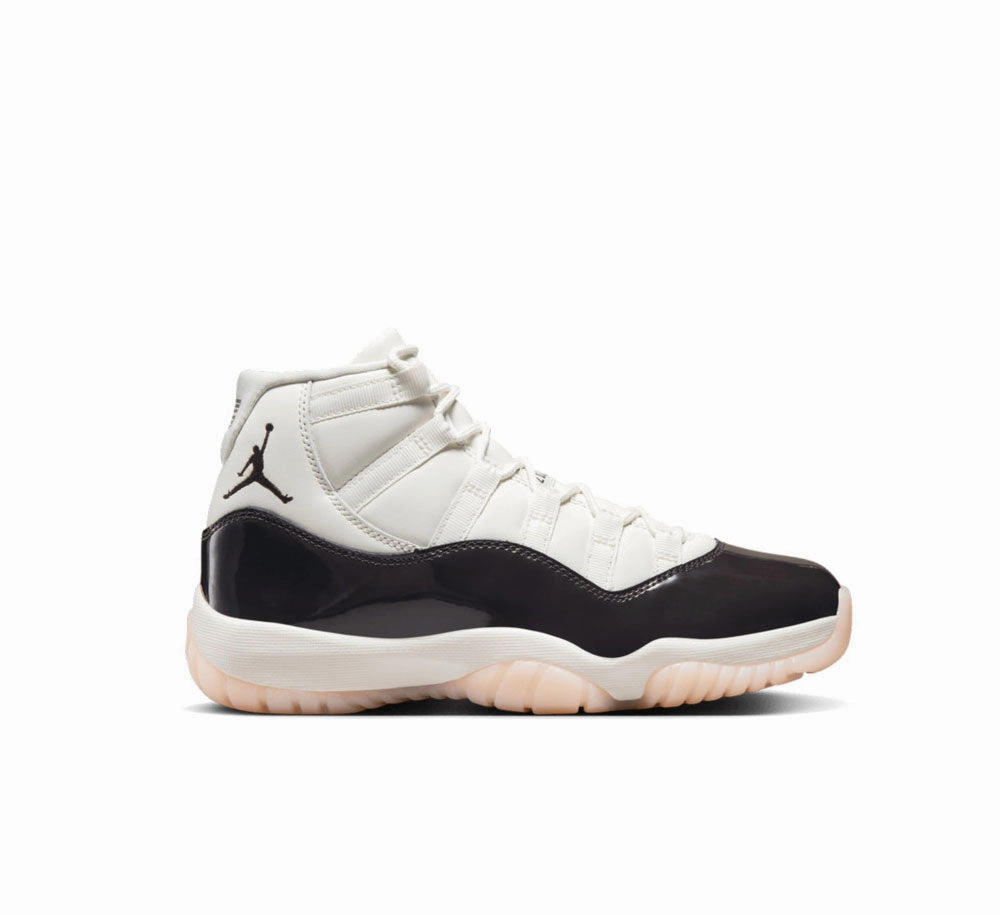 Airflow Channel Tech WOMENS AIR JORDAN 11 RETRO
