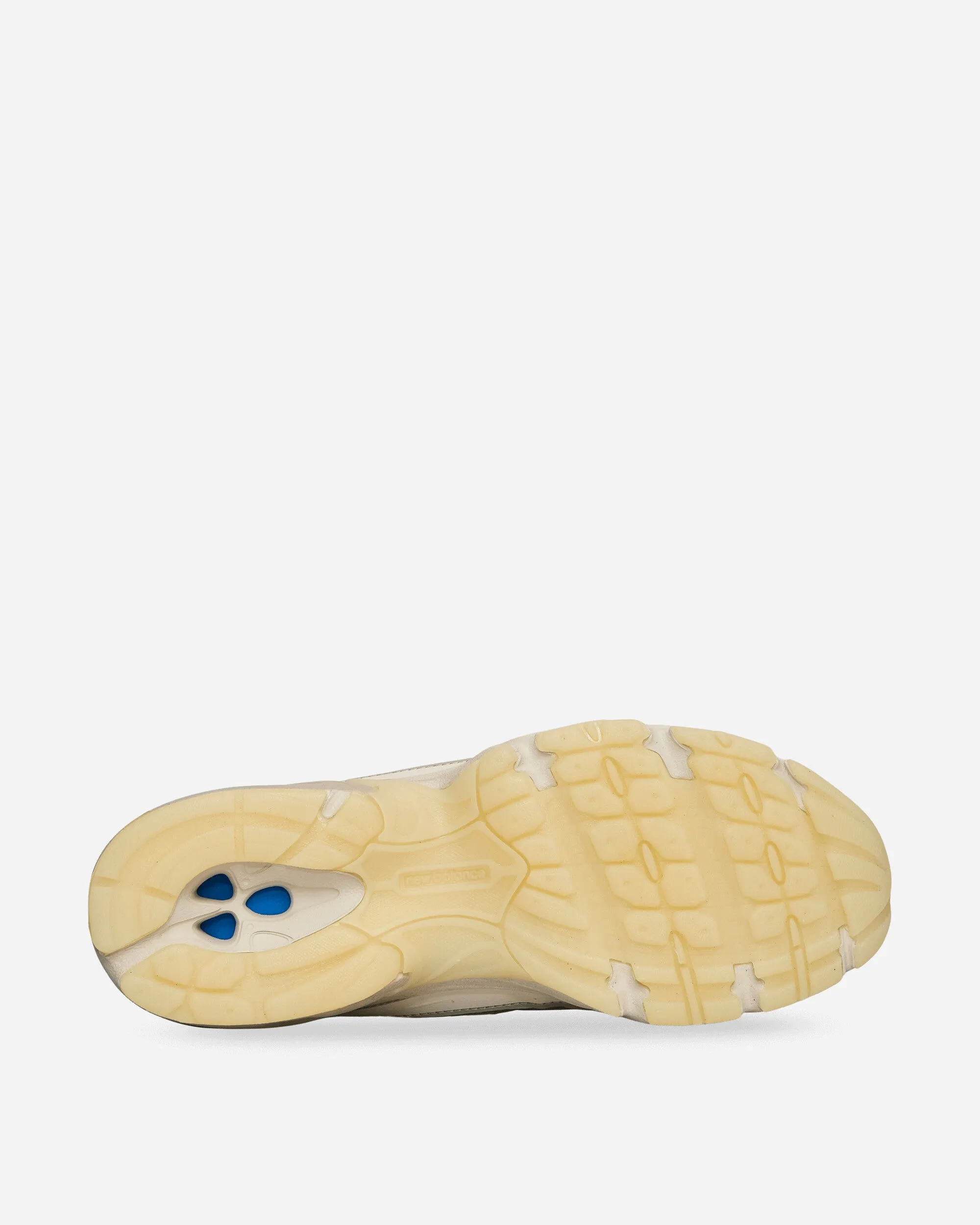 City Shift 740 Sneakers Moonbeam / Arid Stone