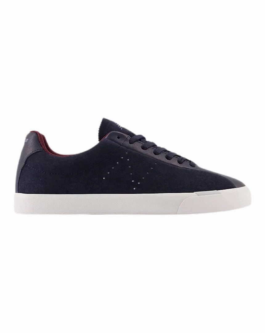 Comfortable Use New Balance Numeric 22 - Navy / White