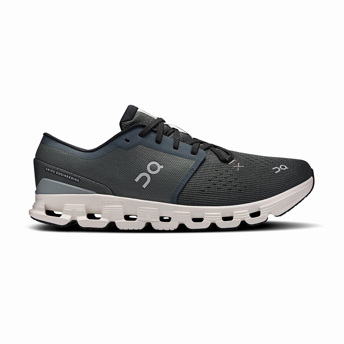 smooth shoes Secure Base ON Cloud X V4