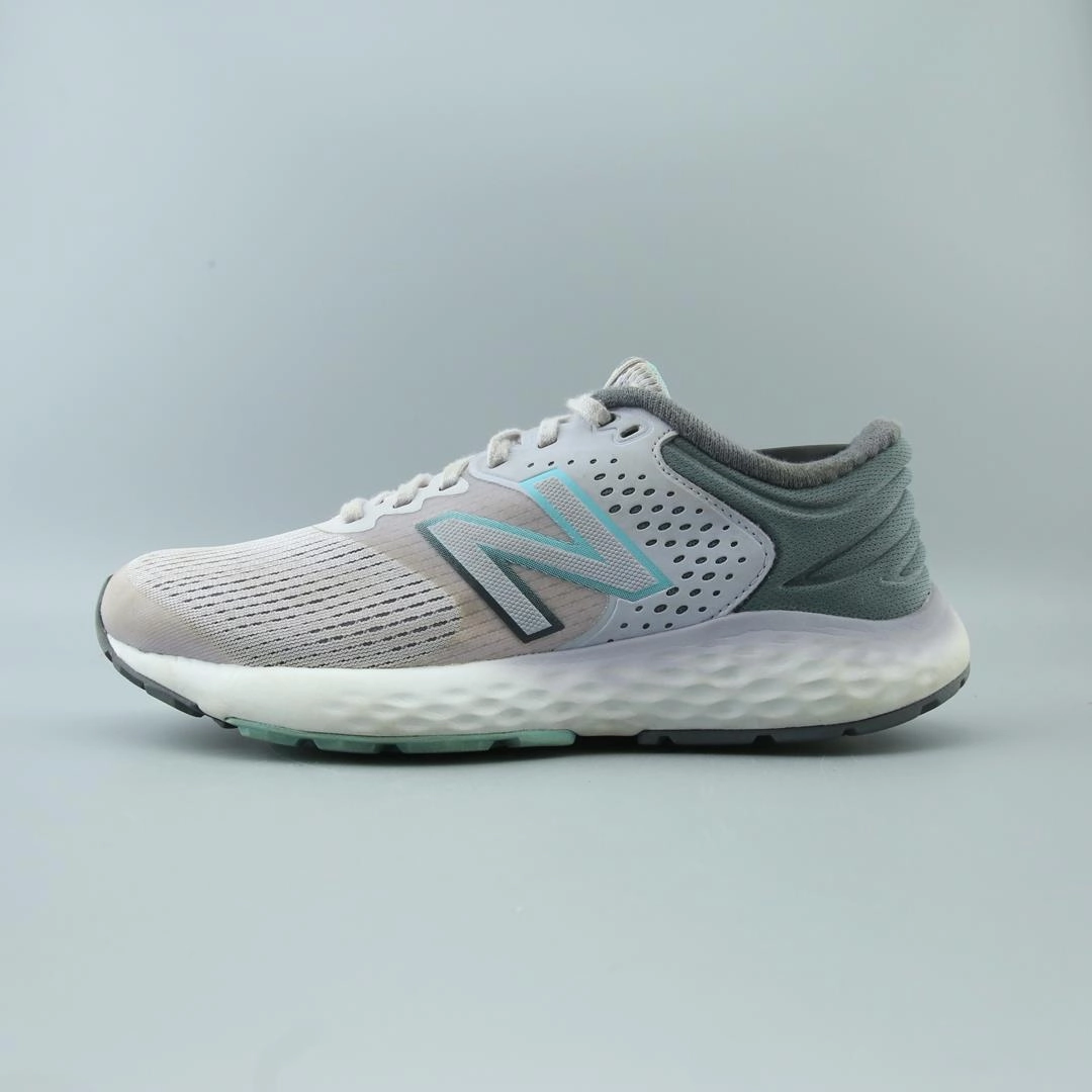 NEW BALANCE 520 V7 activity - specific shoes