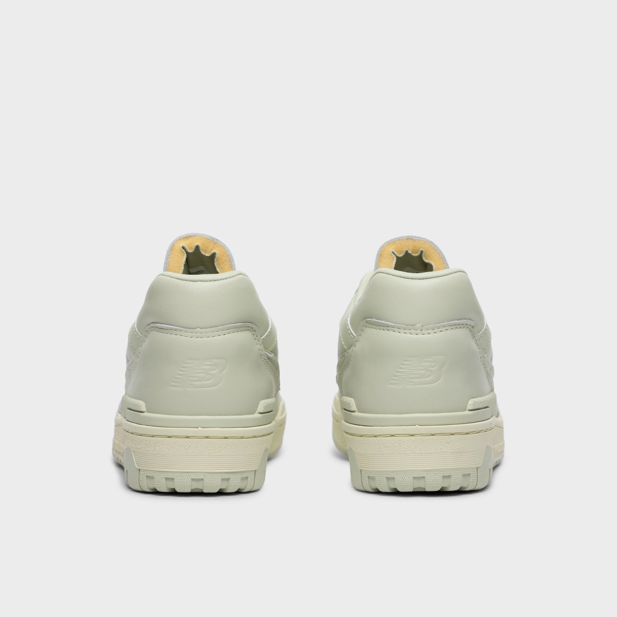 New Balance 550 / Deep Lichen Pro Court Performance
