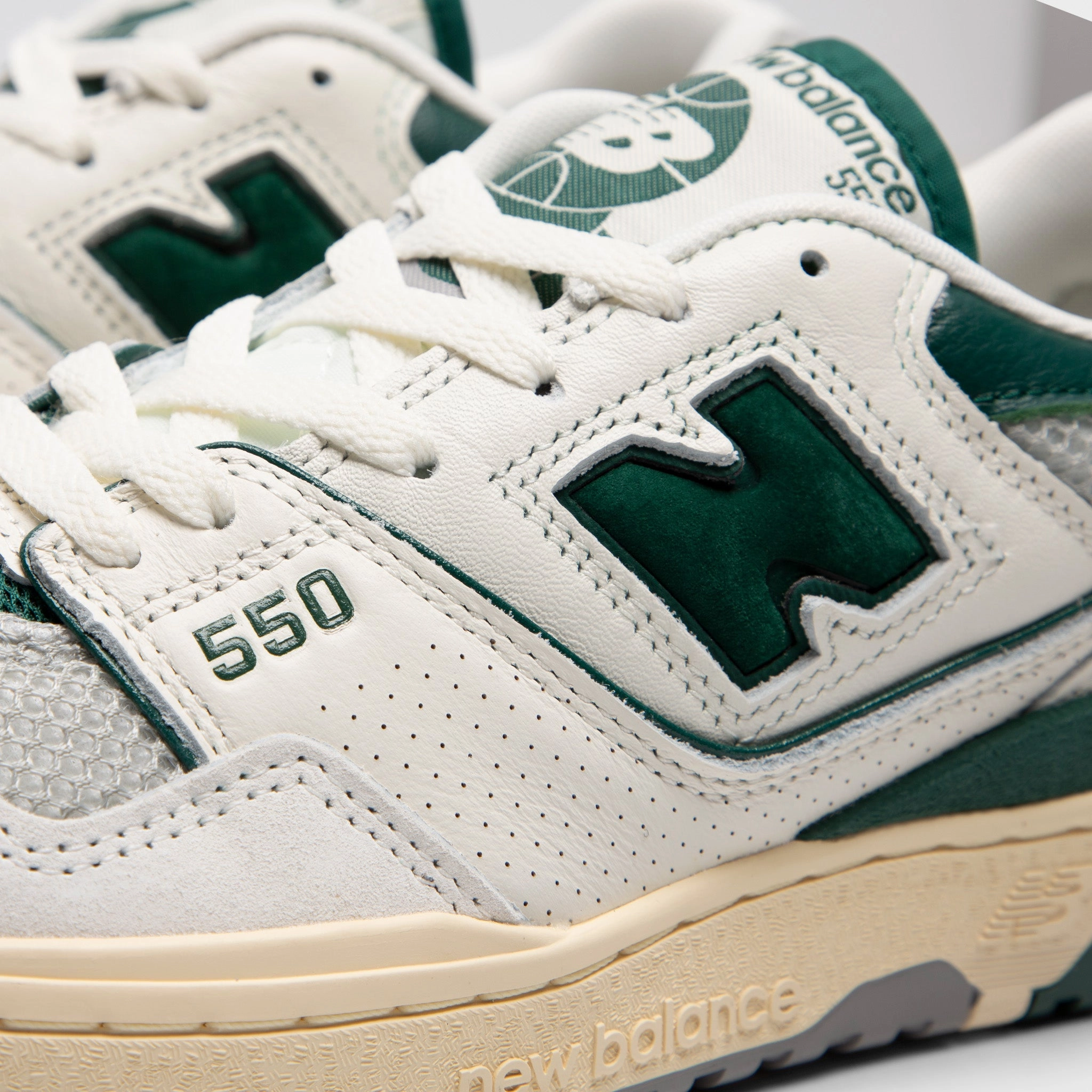 Sneakers Arch Support New Balance 550 Sea Salt / Marsh Green