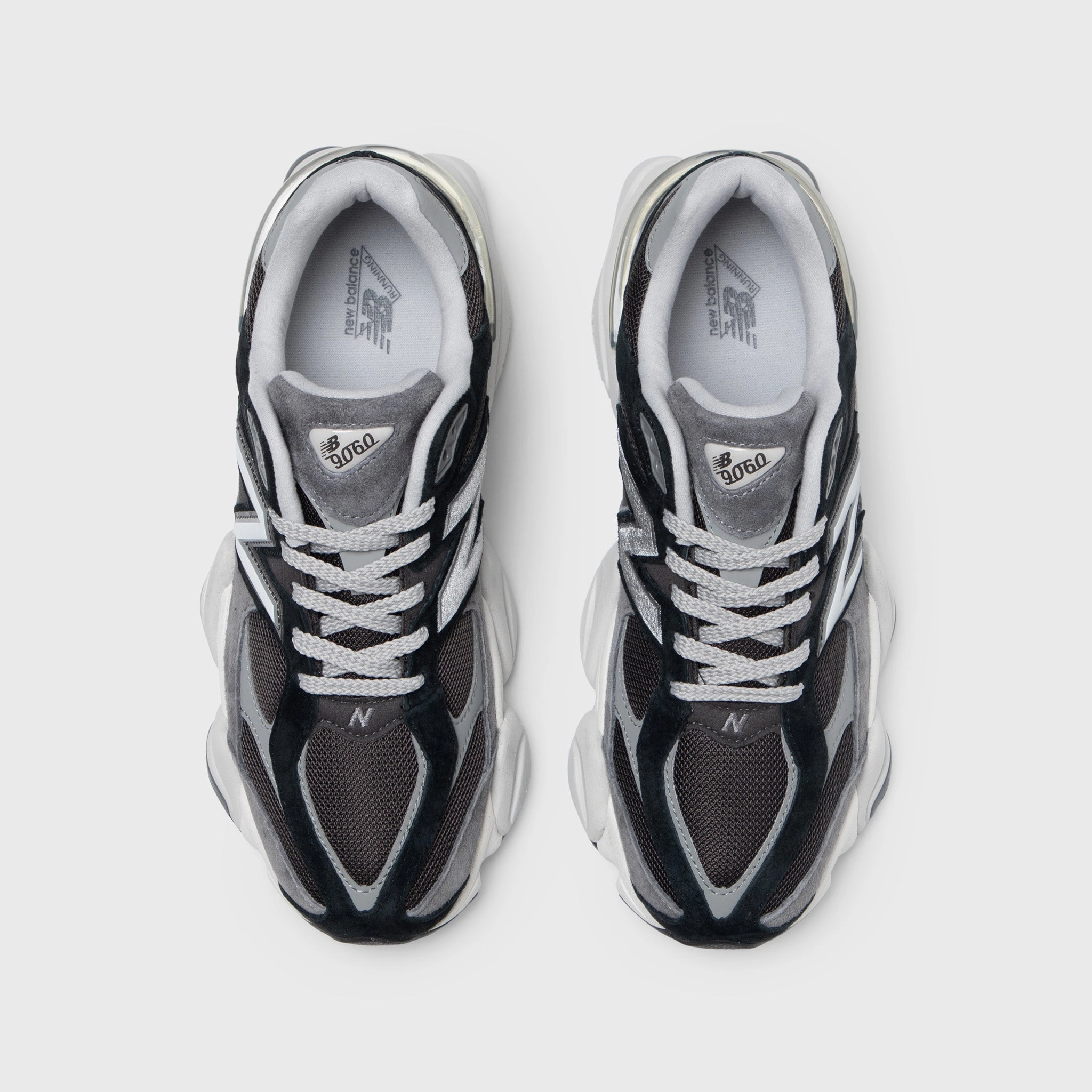 ocean - themed running shoes New Balance 9060 Black / Grey