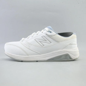 Fashion - forward NEW BALANCE 928V3