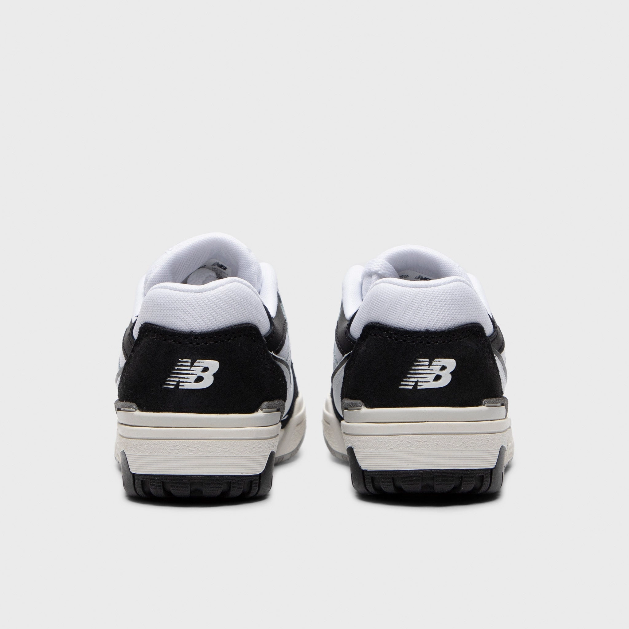 New Balance Childrens' PSB550CA White / Black Spring Loaded Cushioning