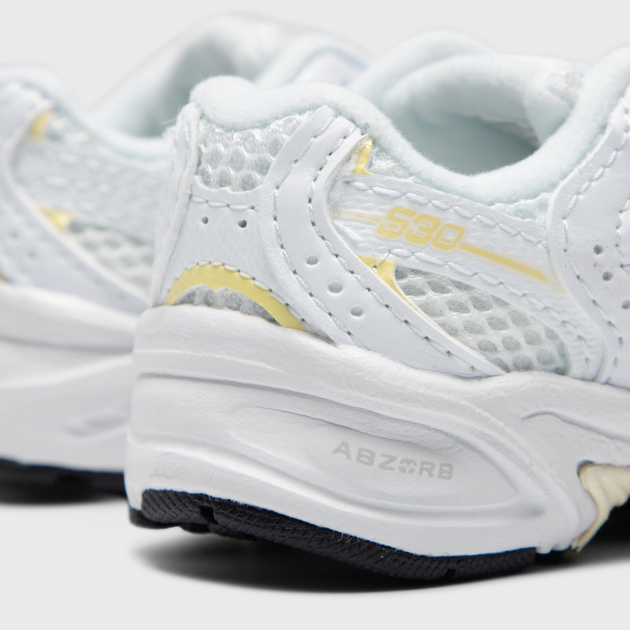 running during sunrise New Balance Infants' 530 White / Beige