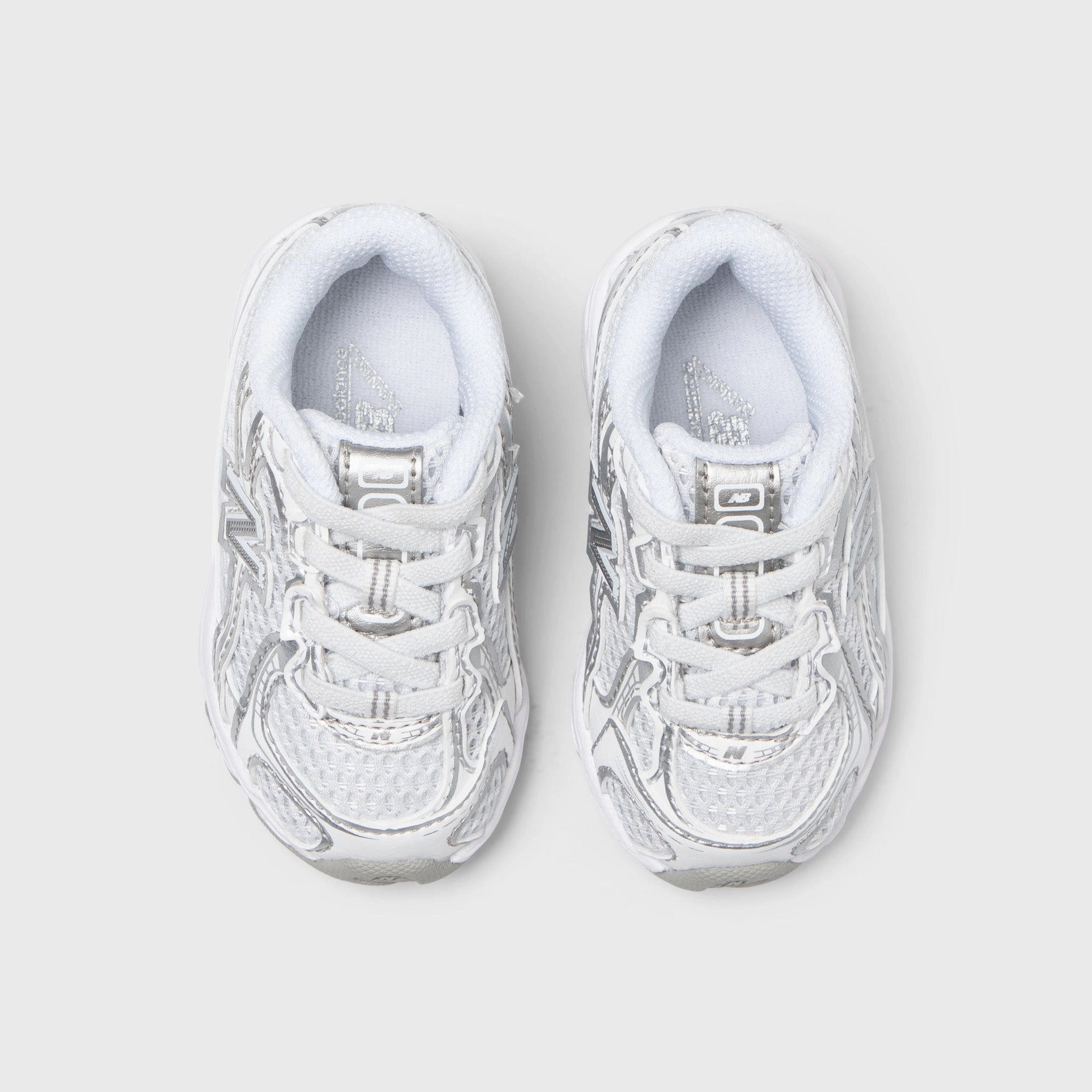 New Balance Infants' 740 White / Silver Metallic trail - tough