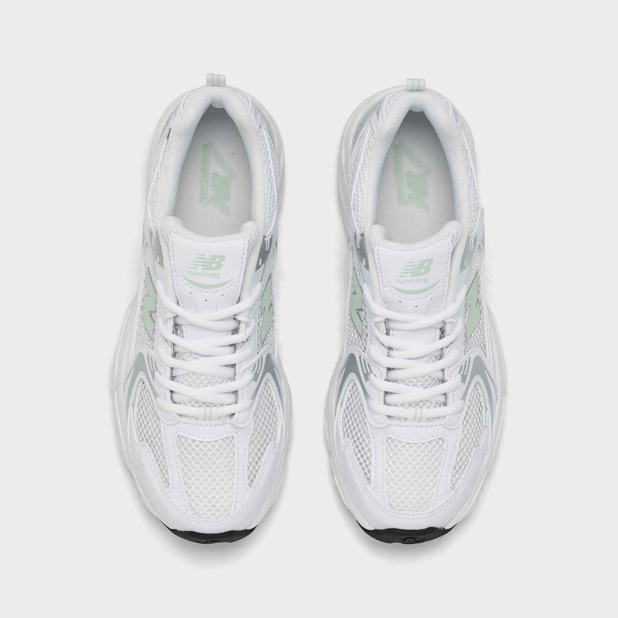 fitness - enthusiast New Balance Juniors' 530 White / Silver