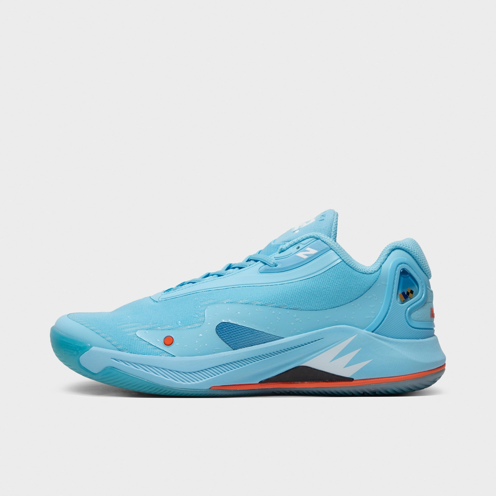 Modern Look Anatomical Footbed Shape New Balance Kawhi 4 Blue / Blue