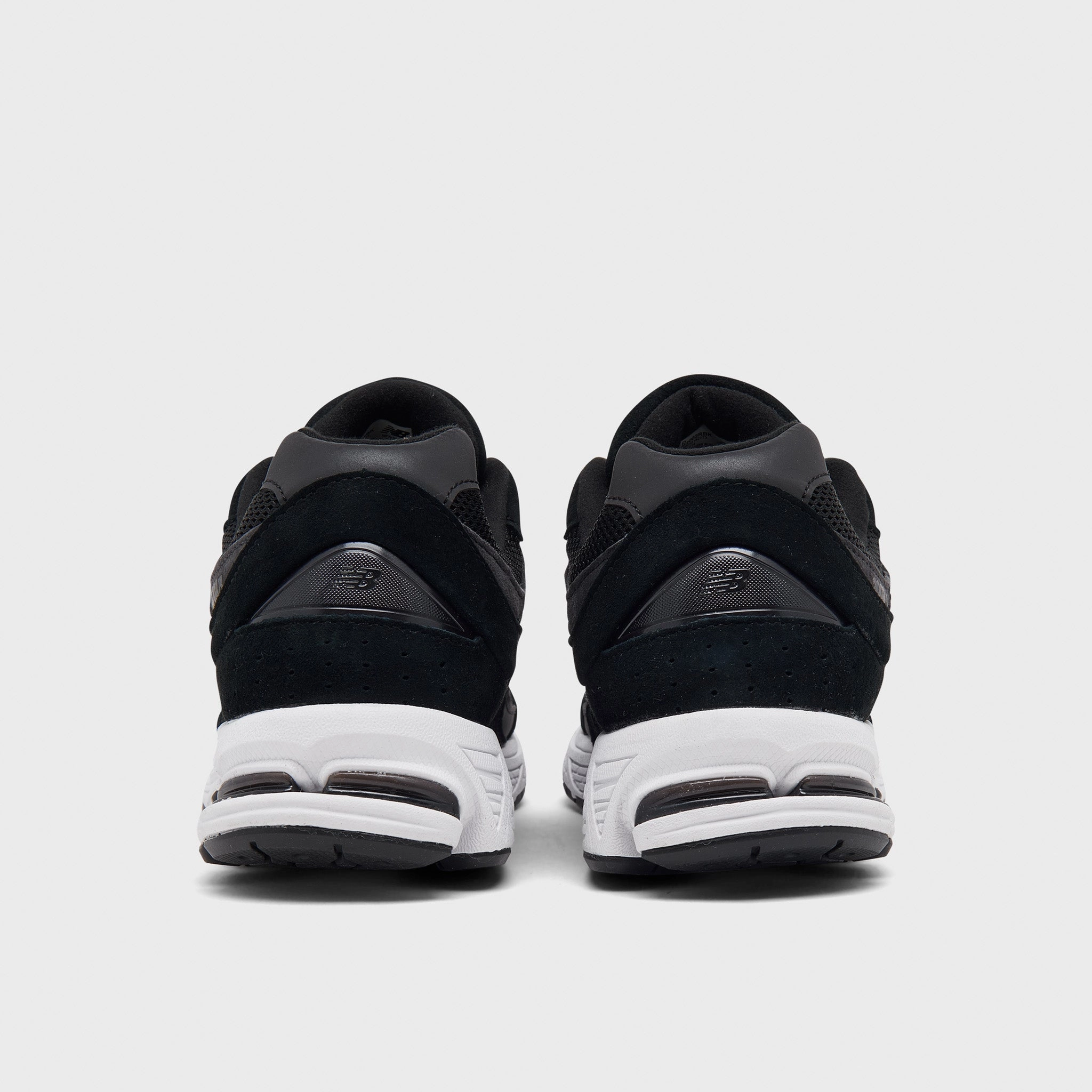 foot - friendly shoes Obstacle course New Balance M2002RBK Black / Phantom