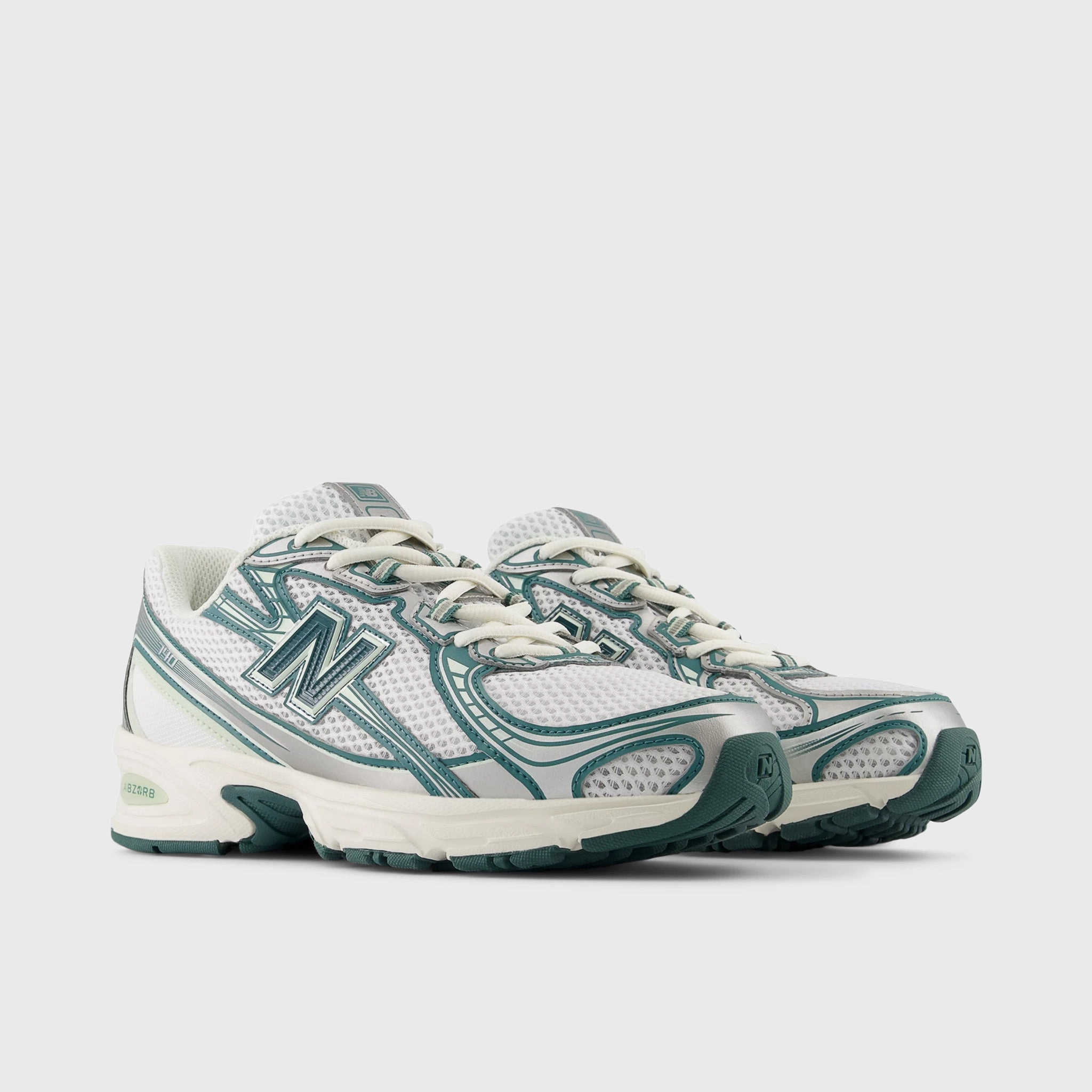 New Balance U740 New Spruce White / Marsh Green foot - endurance running shoes