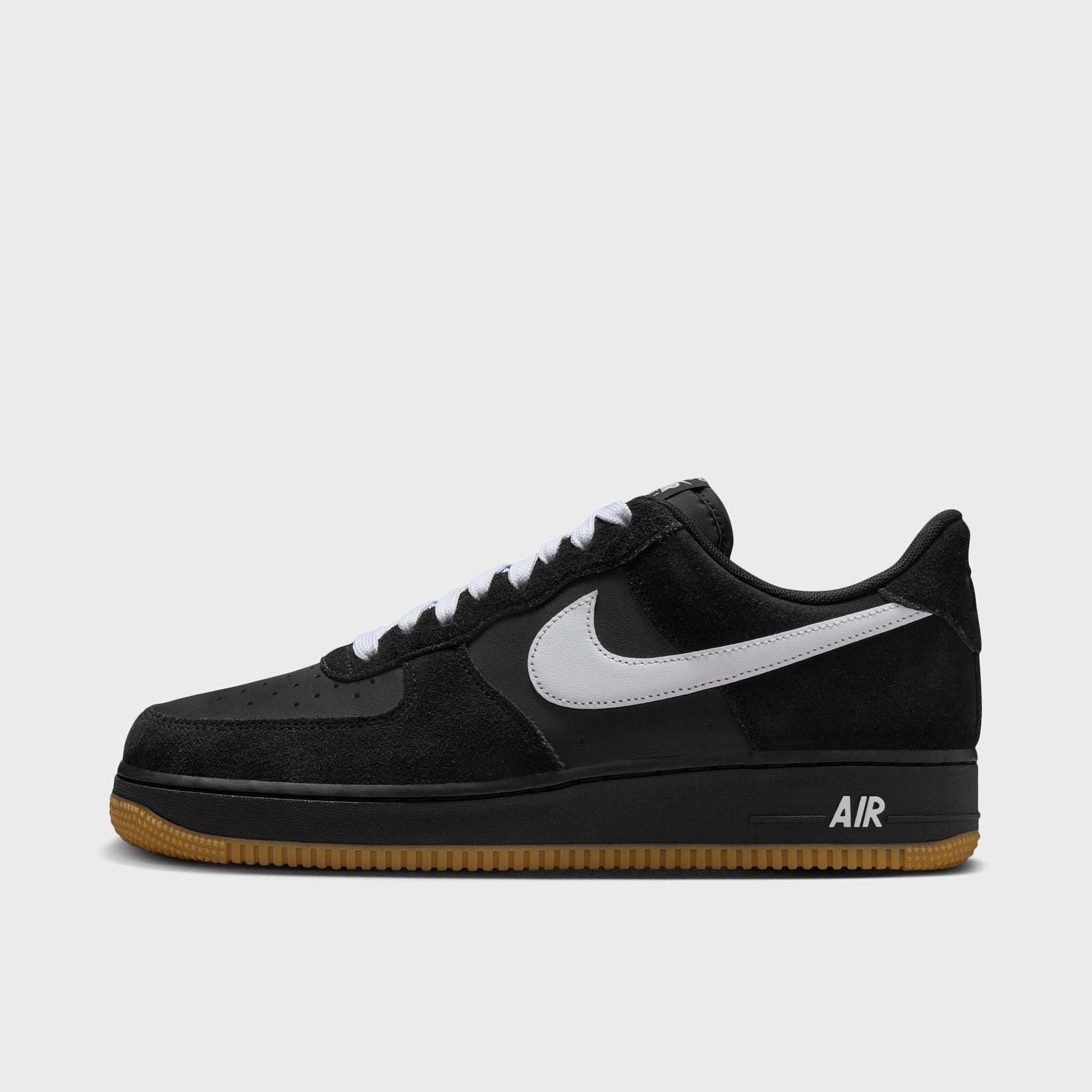 Modern Look Nike Air Force 1 '07 LV8 Black / White - Light Gum Brown