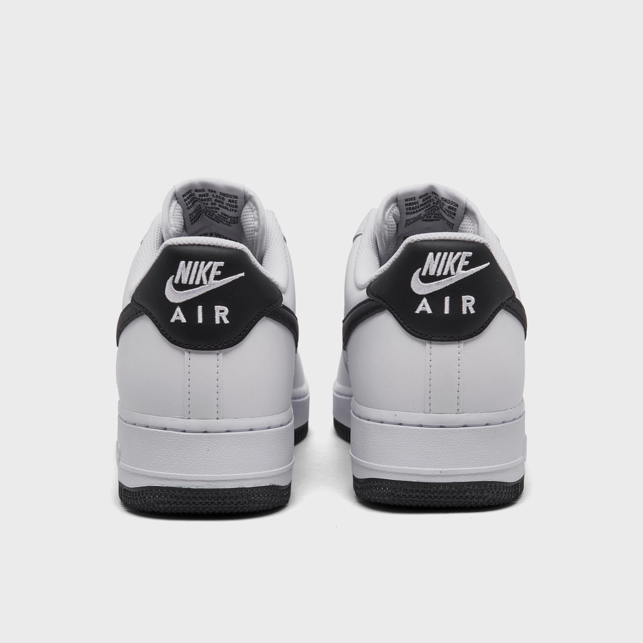 Nike Air Force 1 '07 White / Black - White Kinetic Transfer Flex grooves