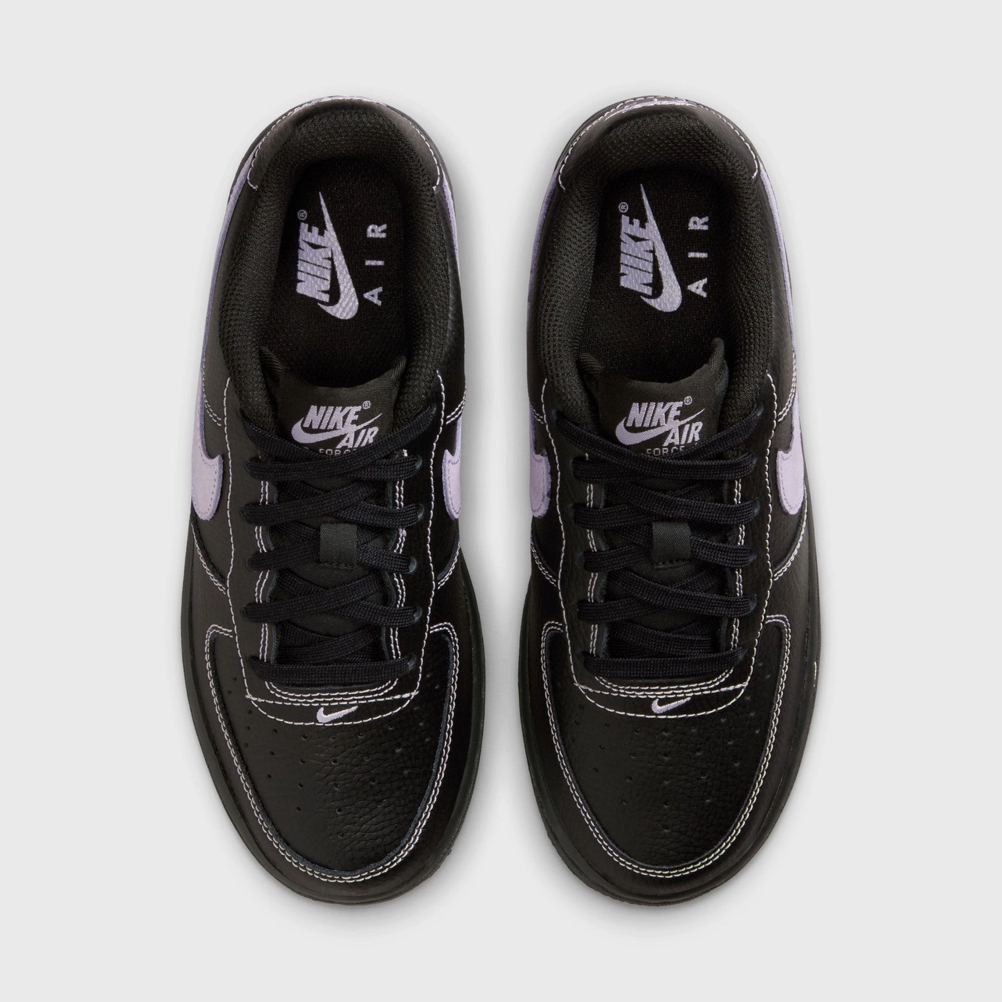 Outdoor Fit Calm Jog Nike Air Force 1 LV8 GS Black / Hydrangeas