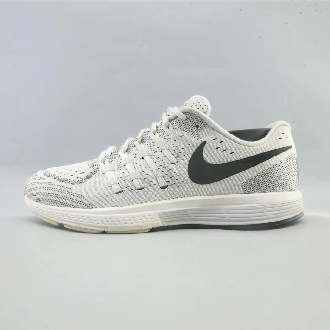 NIKE AIR ZOOM VOMERO 11 Casual Design