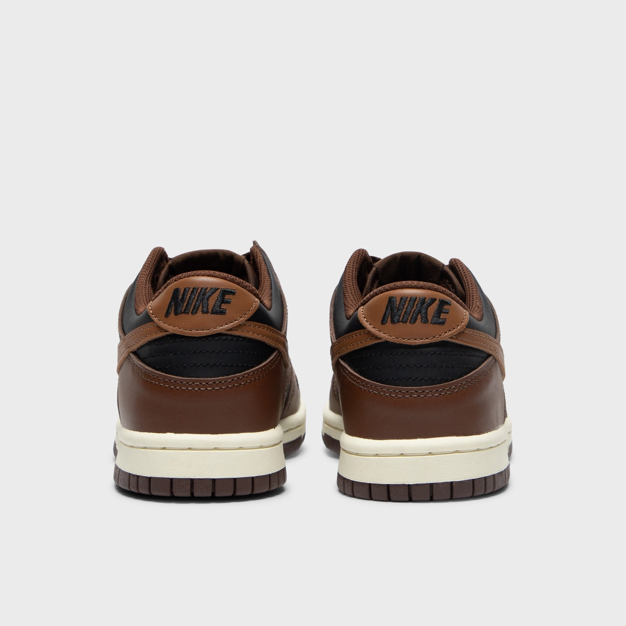Adjustable lacing windproof Nike Dunk Low GS Black / British Tan - Cacao Wow