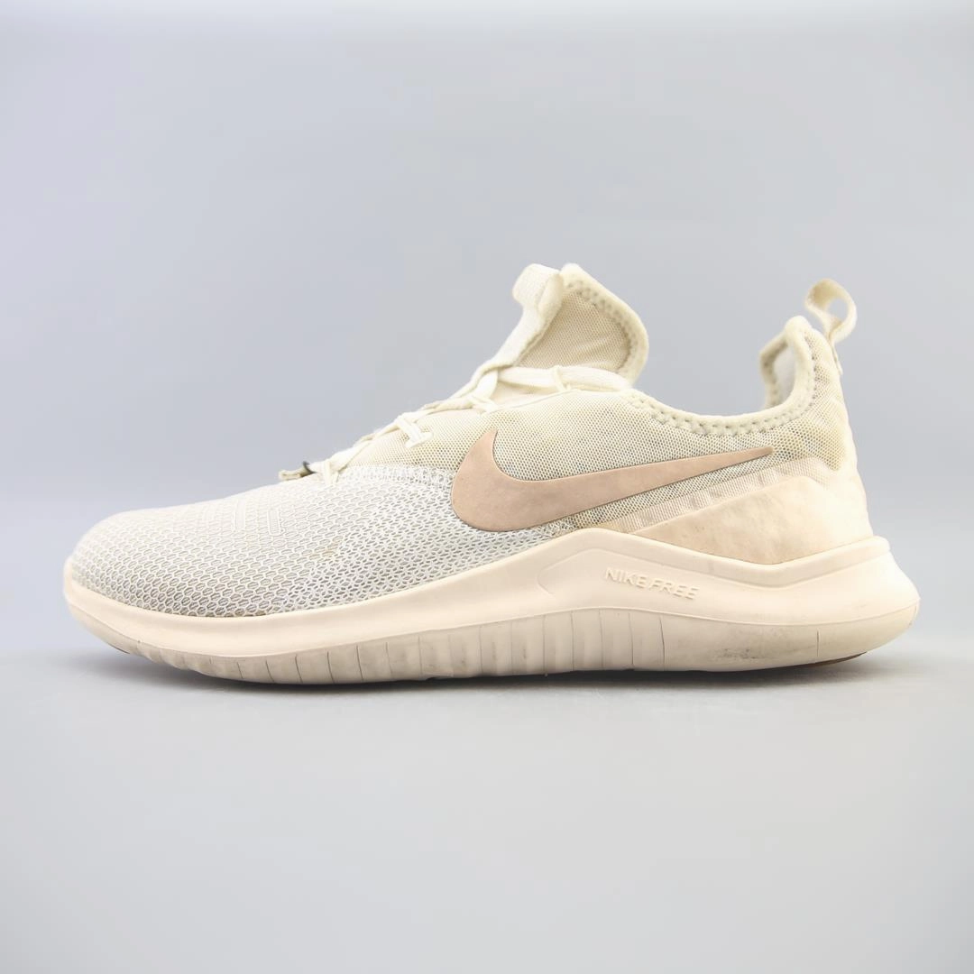 competition shoes composite - sole - feature shoes NIKE  FREE TR 8