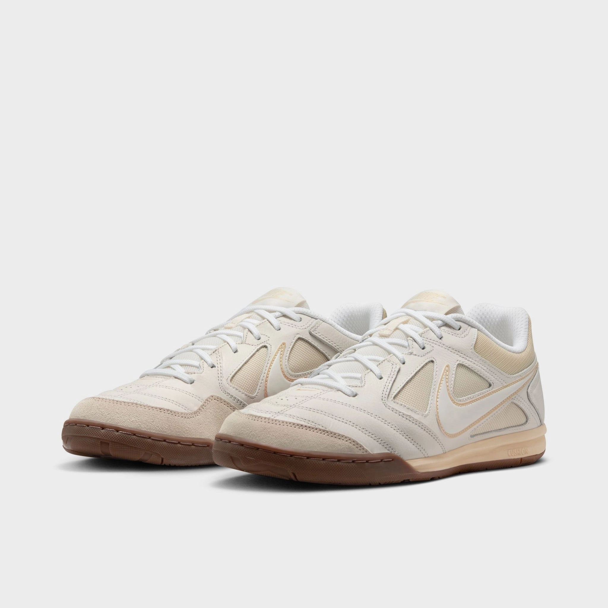 Everyday Pair Nike Gato Salt / Light Khaki - White