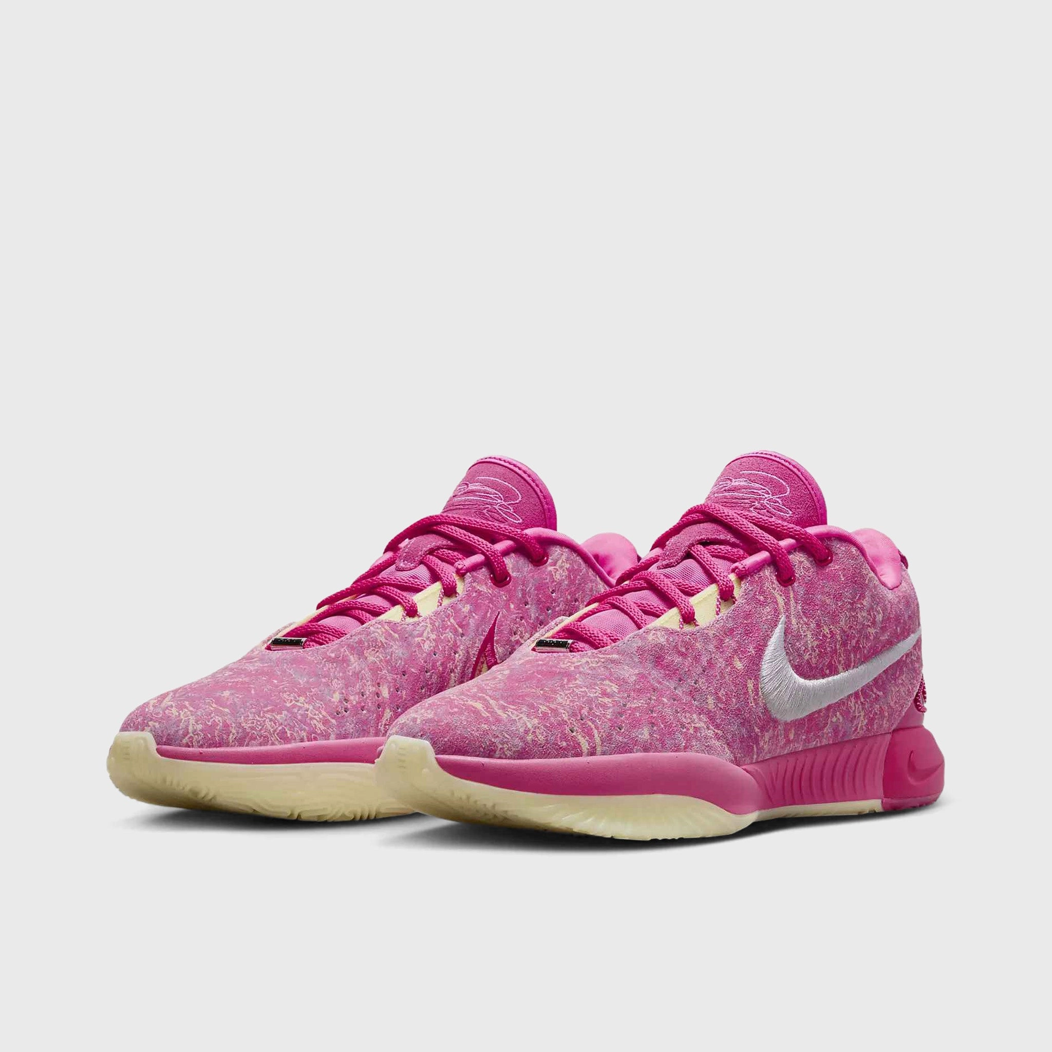 Vapor Weave Nike Lebron XXI Multi-color / Metallic Silver