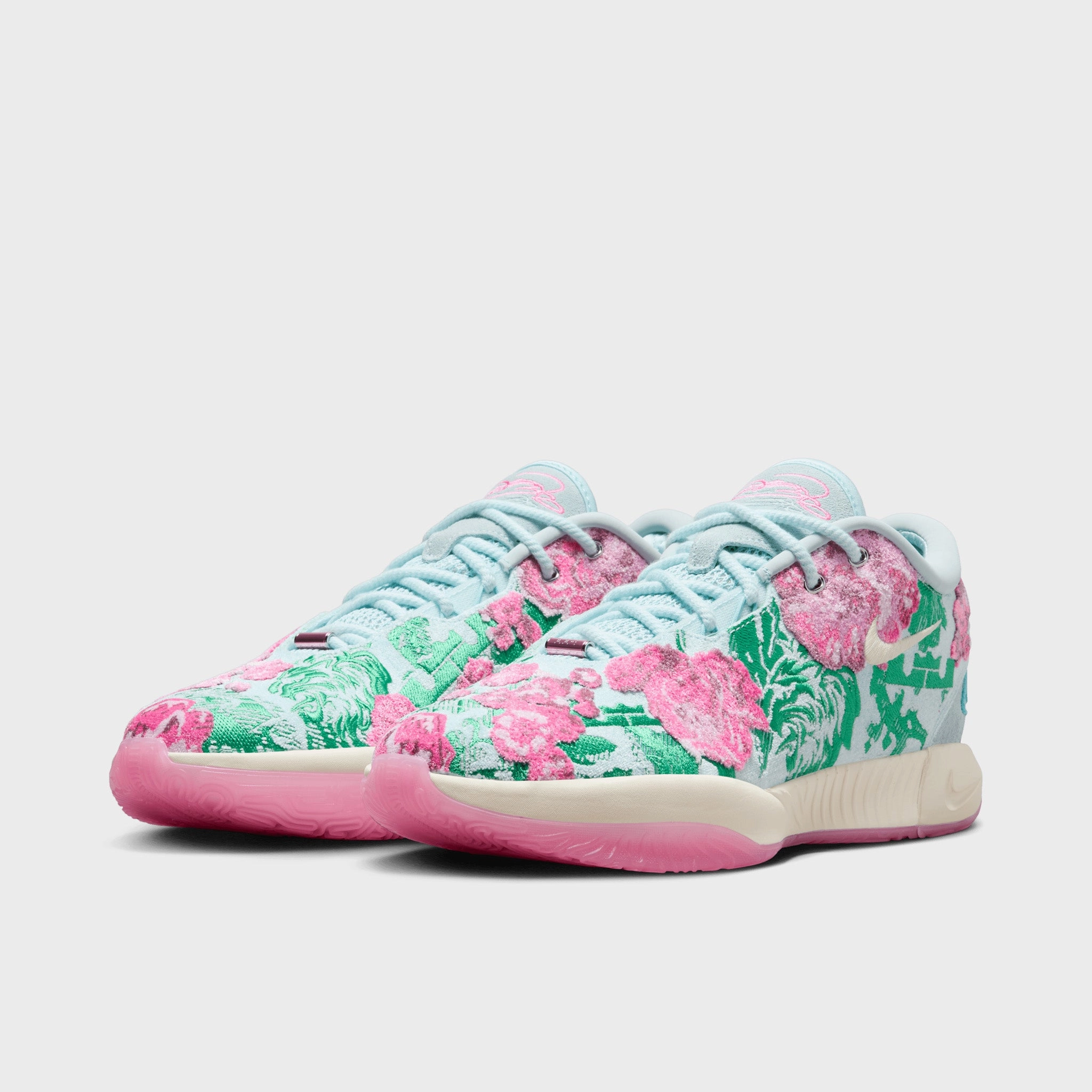 Professional Traction Nike Lebron XXI Premium Glacier Blue / Coconut Milk - Stadium Green