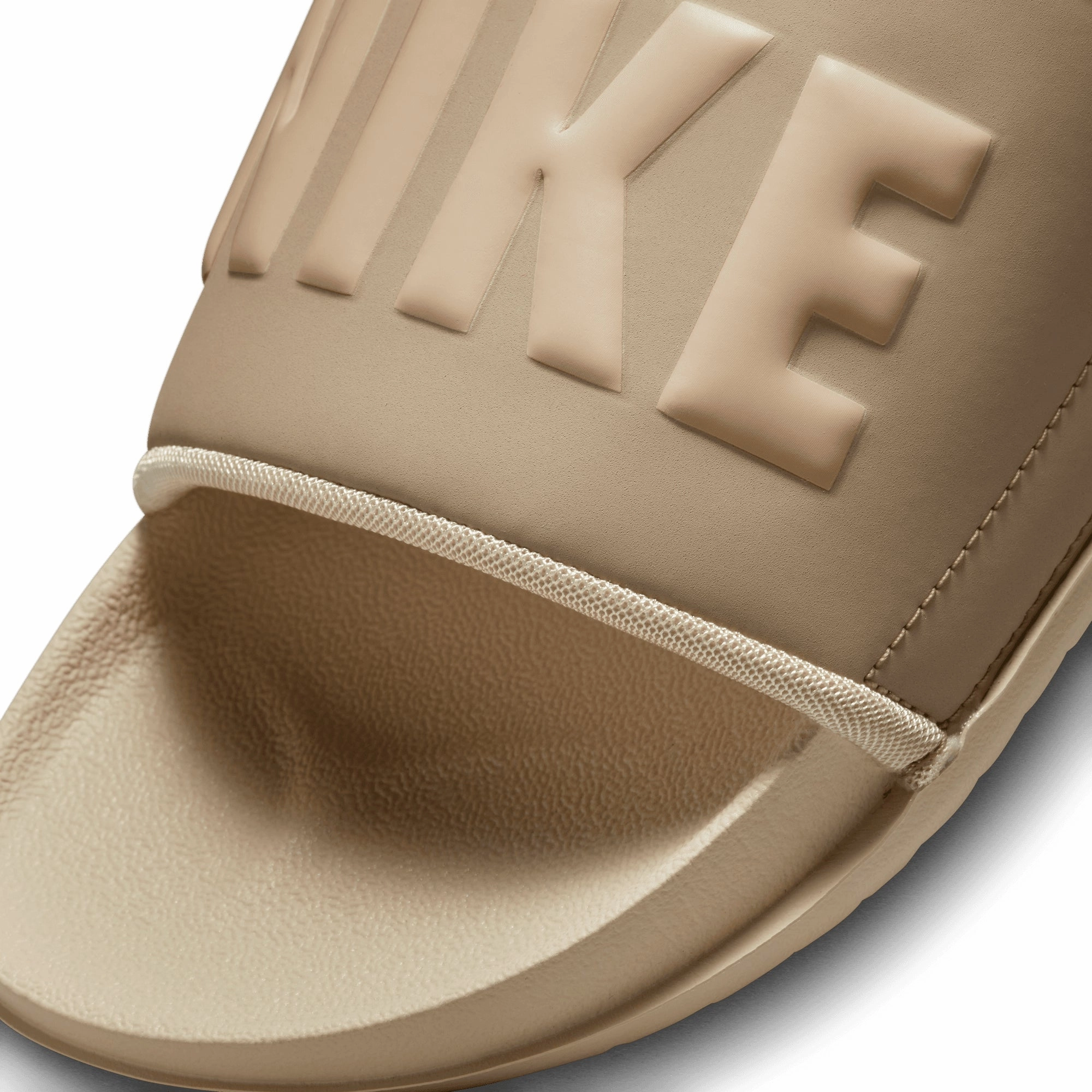 Nike Offcourt BQ4639-201 Pliable