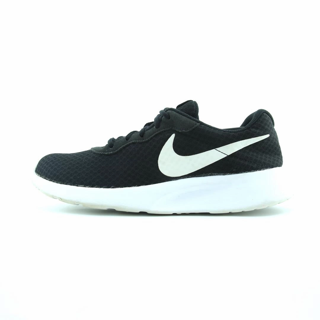 running for coordination shoes NIKE TANJUN