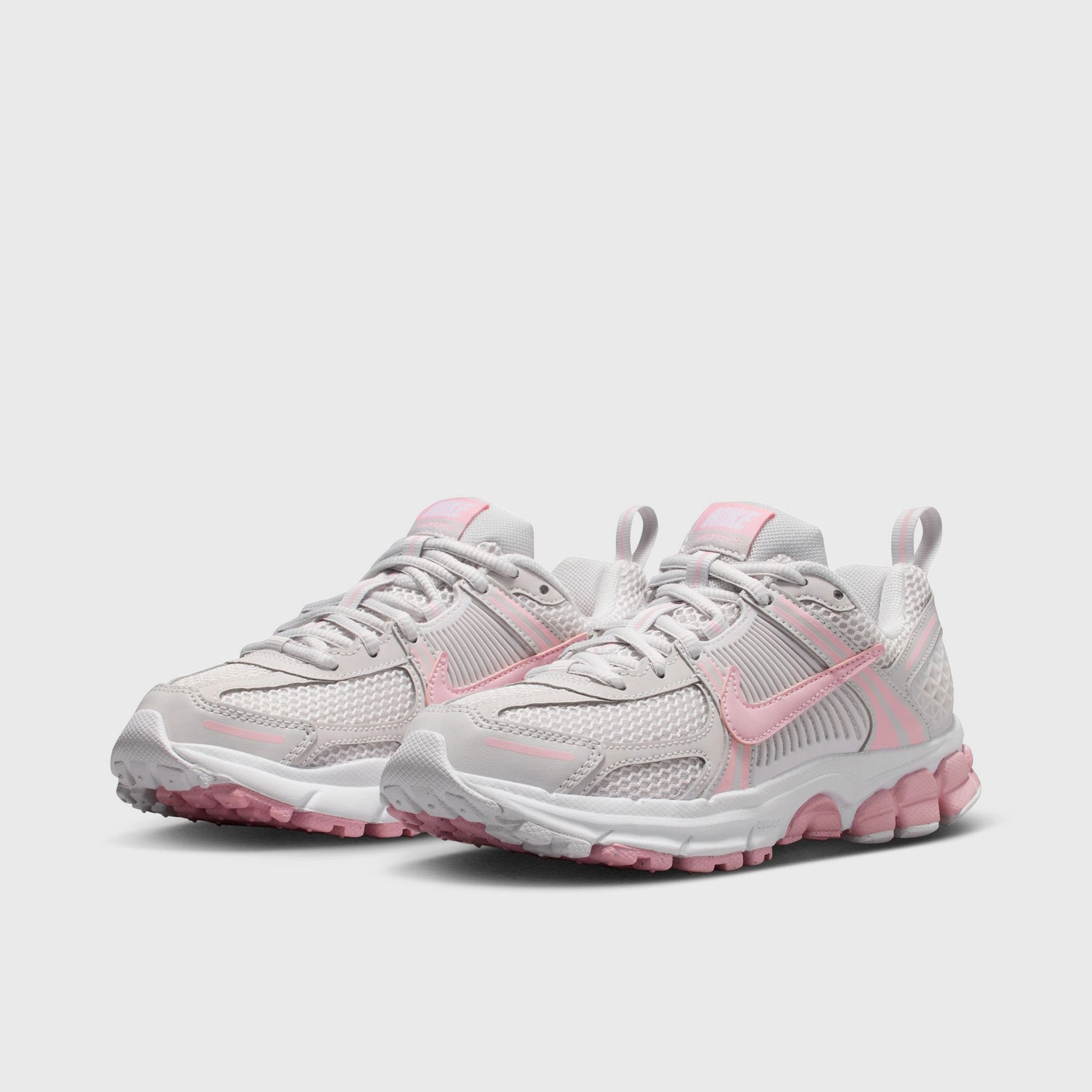 Nike Vomero 5 GS Vast Grey / Medium Soft Pink - White Easy Care Mesh Comfort