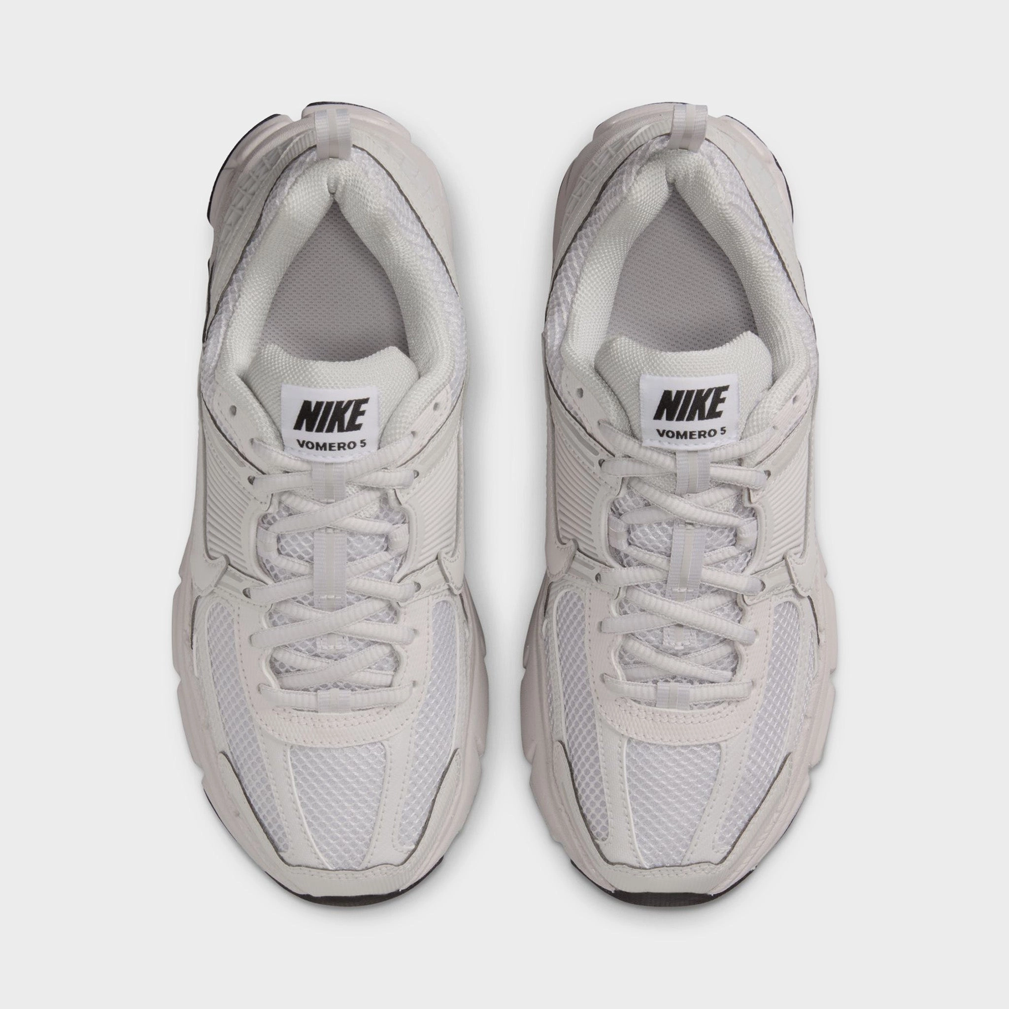 Weekend Escape Nike Vomero 5 GS White / Vast Grey - Black