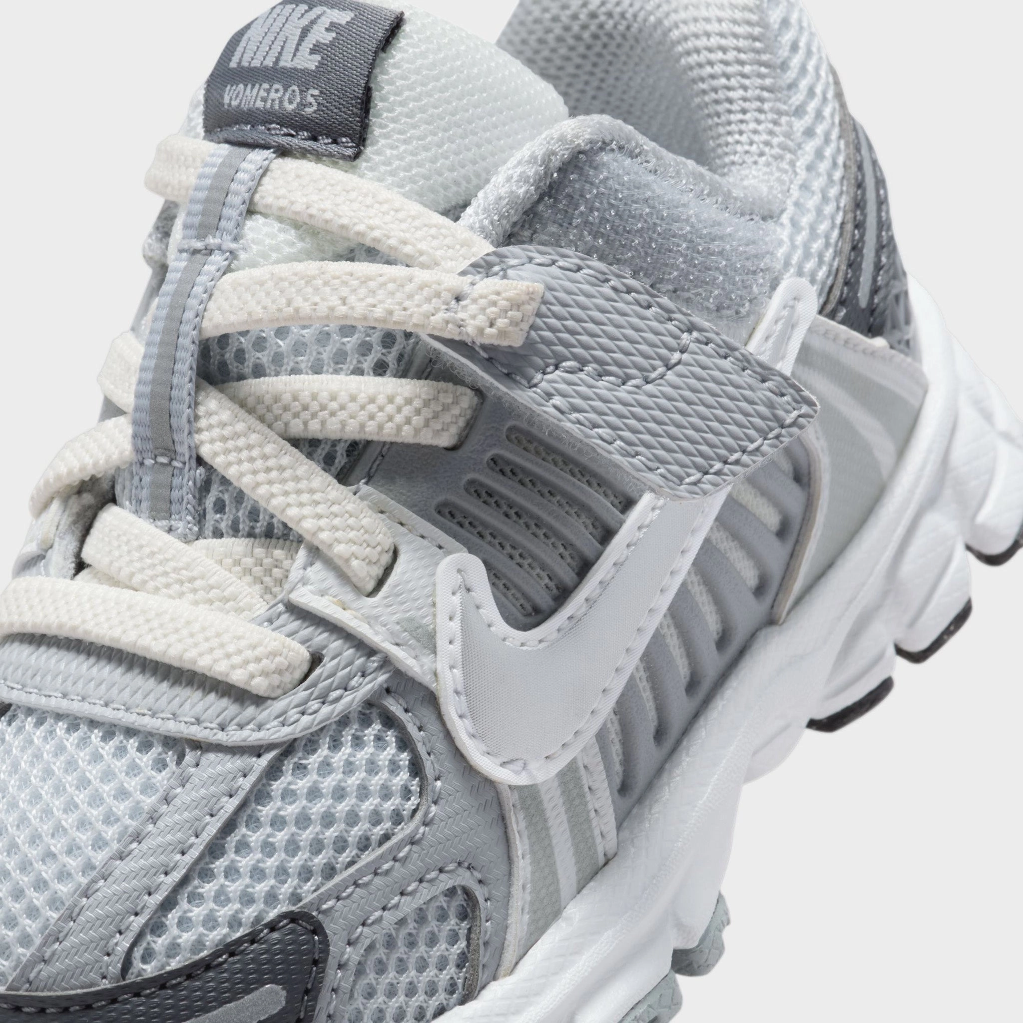 Stride Enhancer Nike Vomero 5 TD Pure Platinum / Metallic Silver