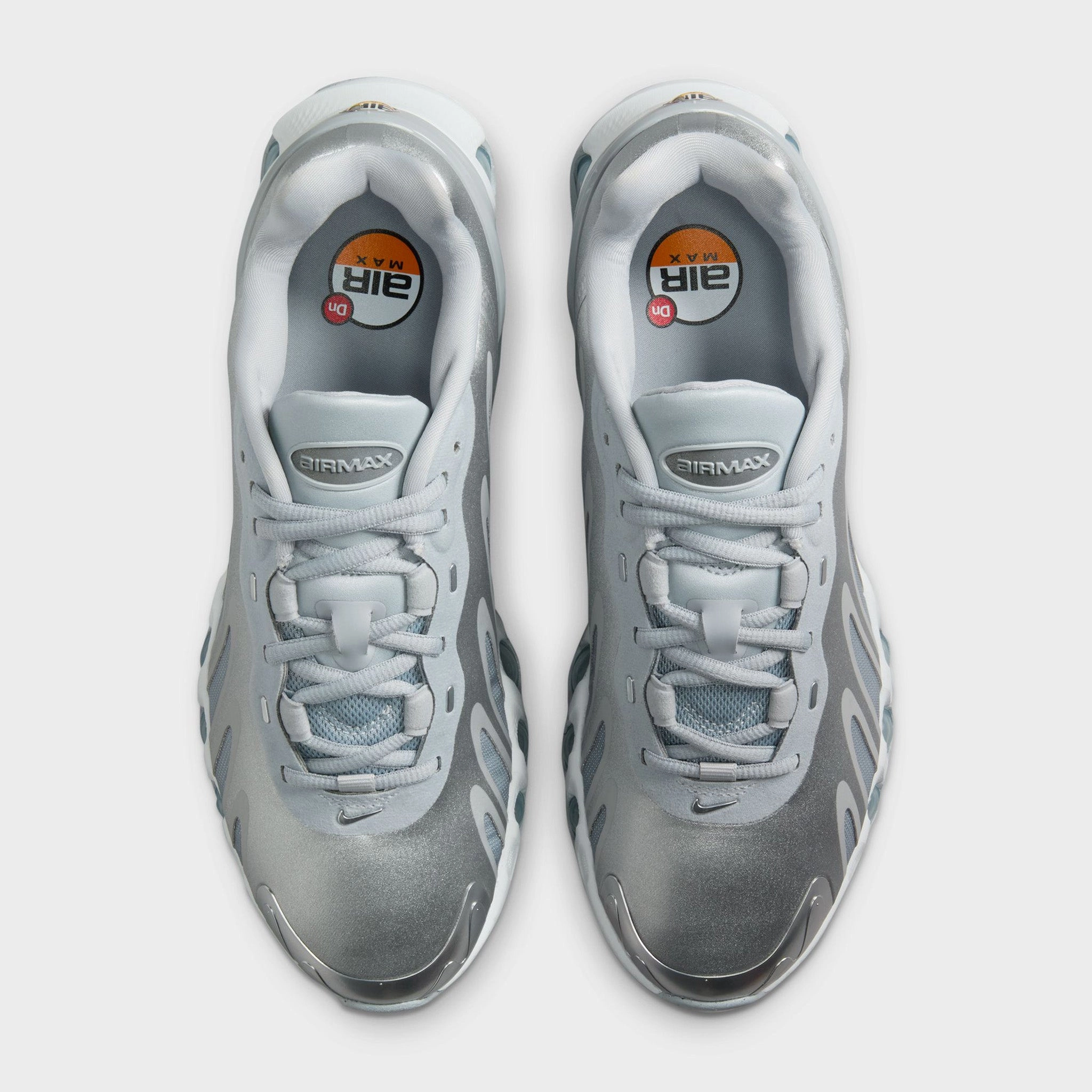Trendy Daily Nike Women's Air Max DN8 Wolf Grey / Metallic Silver - Off White