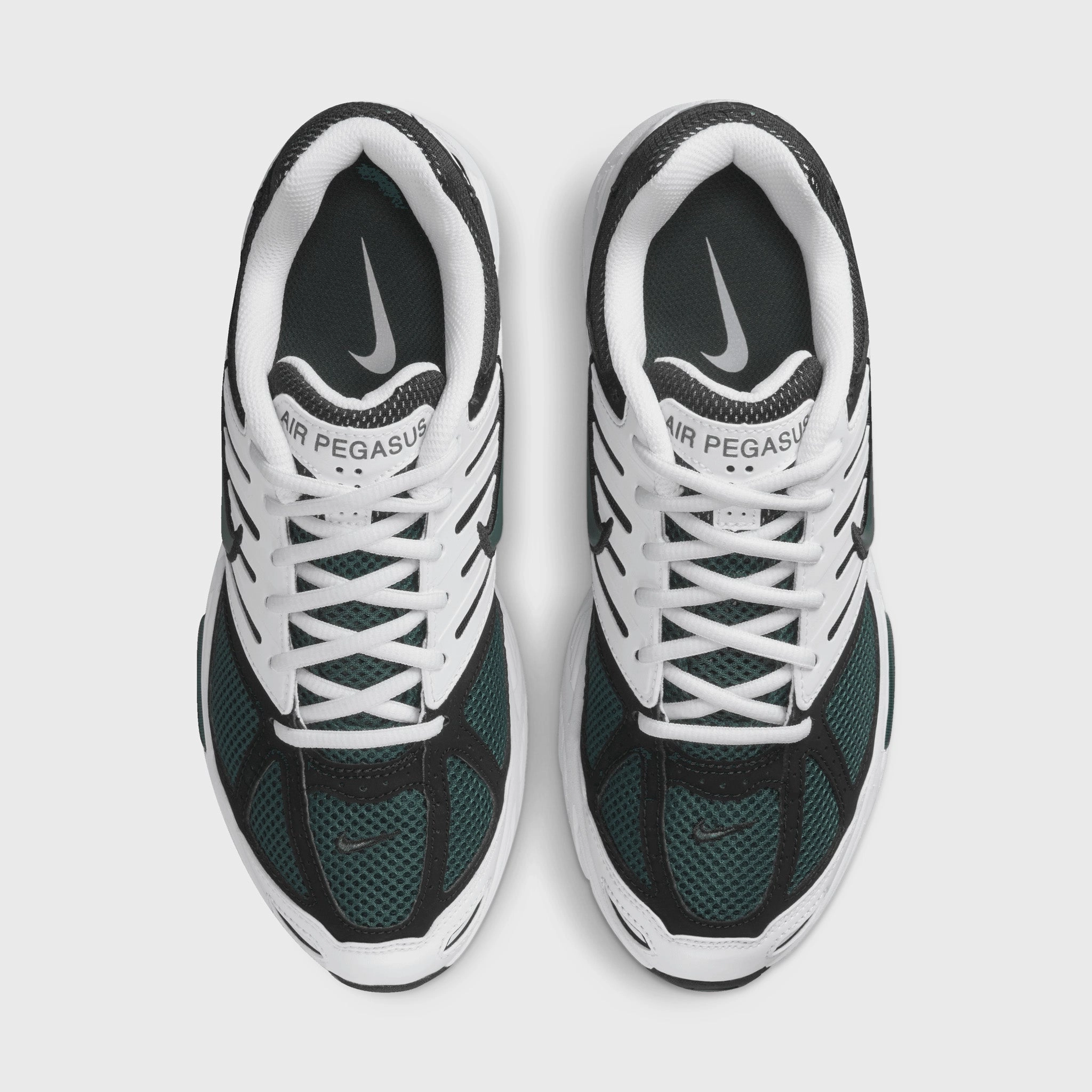 Easy Hike CasualStyle Nike Women's Air Pegasus 2005 White / Vintage Green - Black