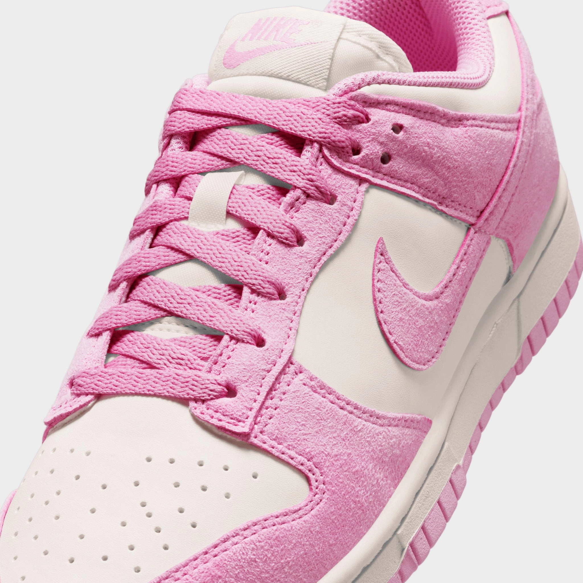Responsive Cushion Pods Nike Women's Dunk Low Sail / Pink Rise - Sail