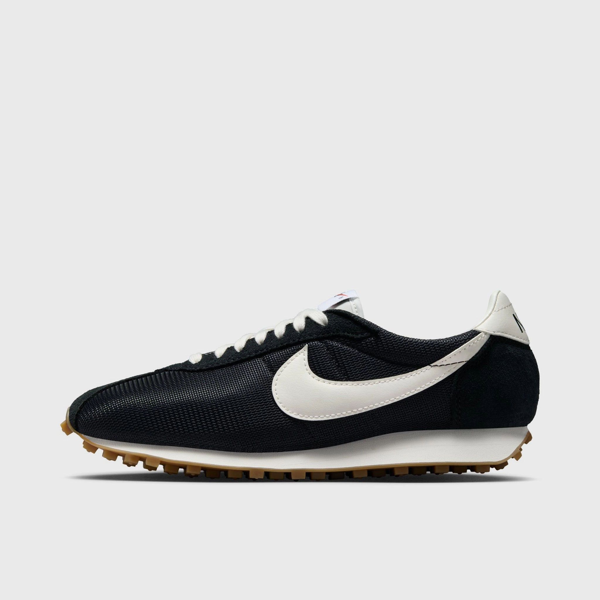 Nike Women's LD-1000 Black / Sail - Safety Orange Lasting Comfort Ankle Room
