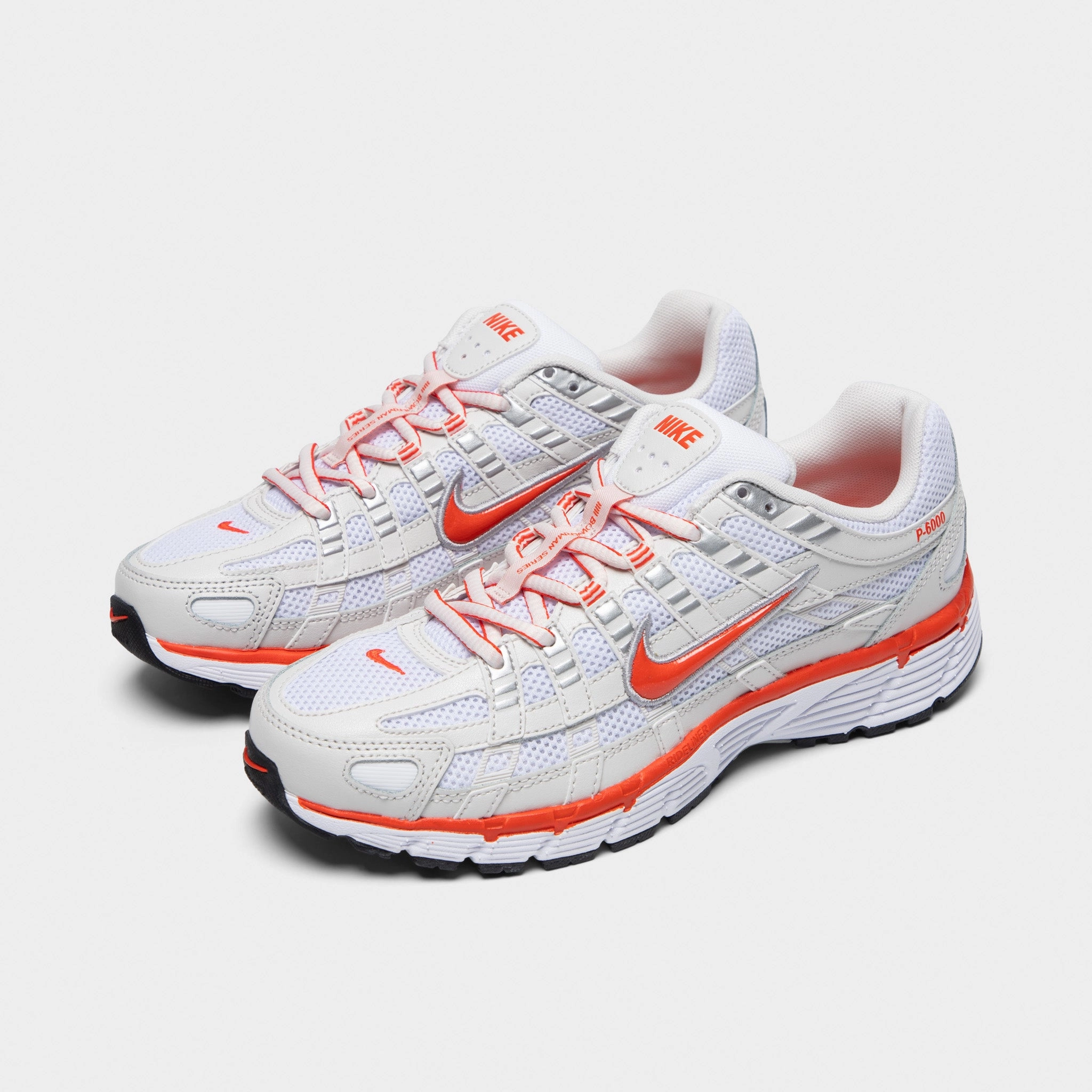 No Fuss Fit Pass Step Nike Women's P-6000 White / Picante Red - Platinum Tint