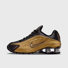 Partner Run Lounge Fit Nike Women's Shox R4 Black / Metallic Gold - Metallic Silver