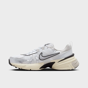Short Trip Nike Women's V2K Run Summit White / Metallic Silver