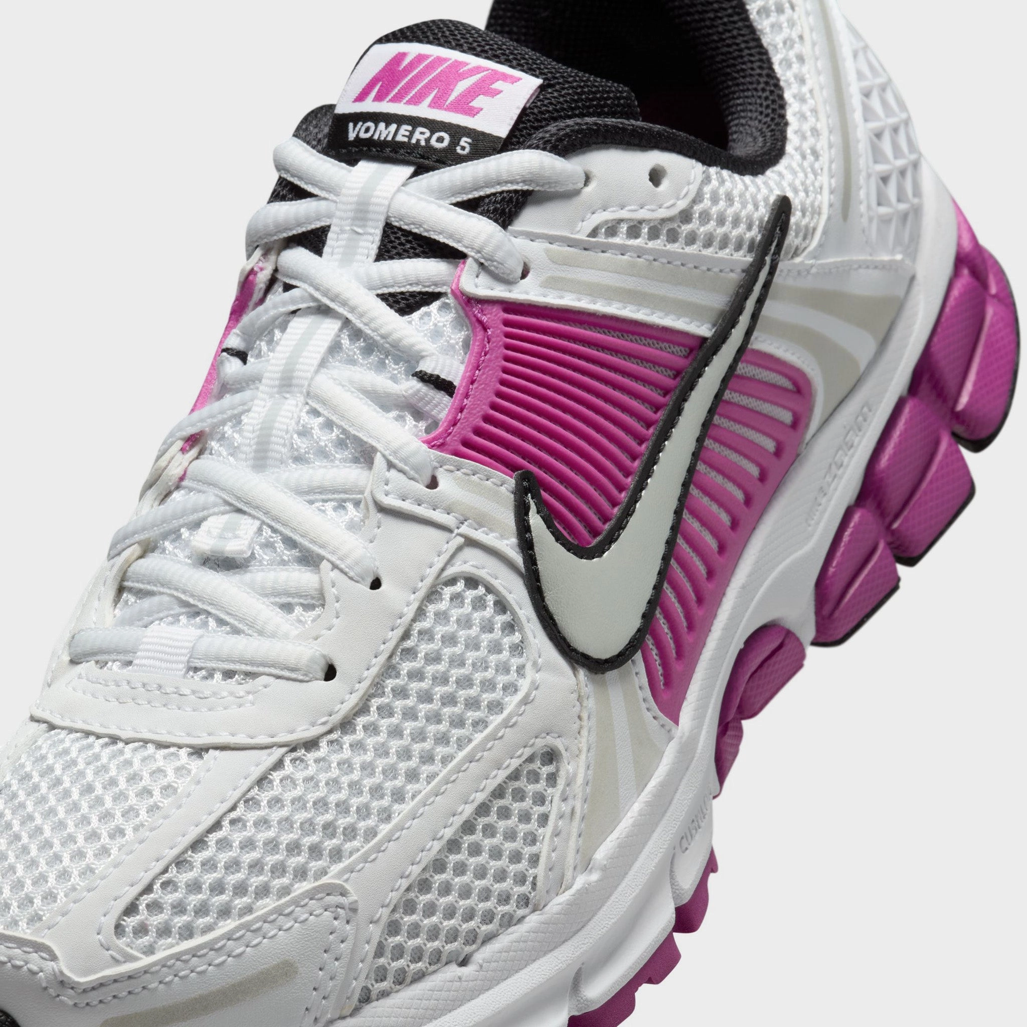 Trendy Footwear Basic Style Nike Women's Zoom Vomero 5 White / Metallic Platinum - Pure Platinum