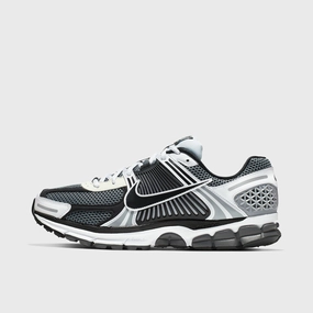 Nike Zoom Vomero 5 SE SP Dark Grey / Black - White Tidy Fit All terrain