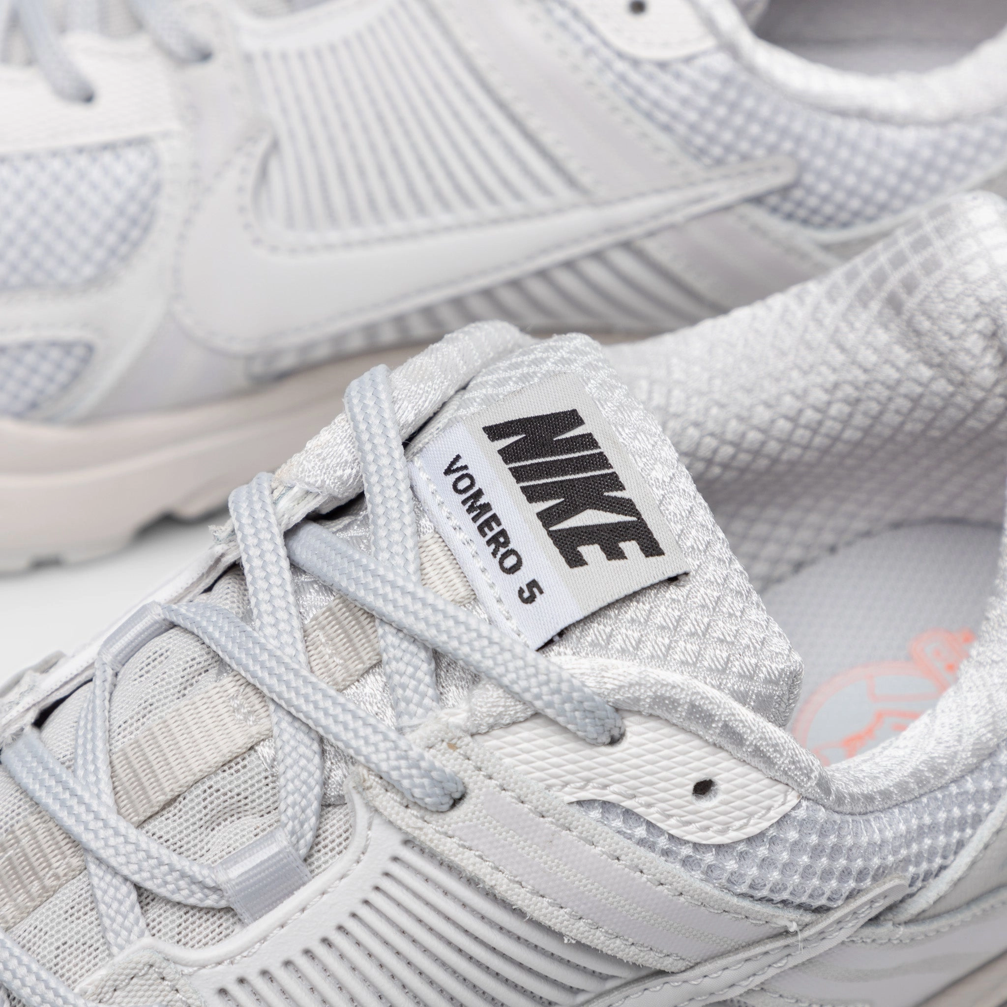 Nike Zoom Vomero 5 SP / Vast Grey Tree Run Street Wear