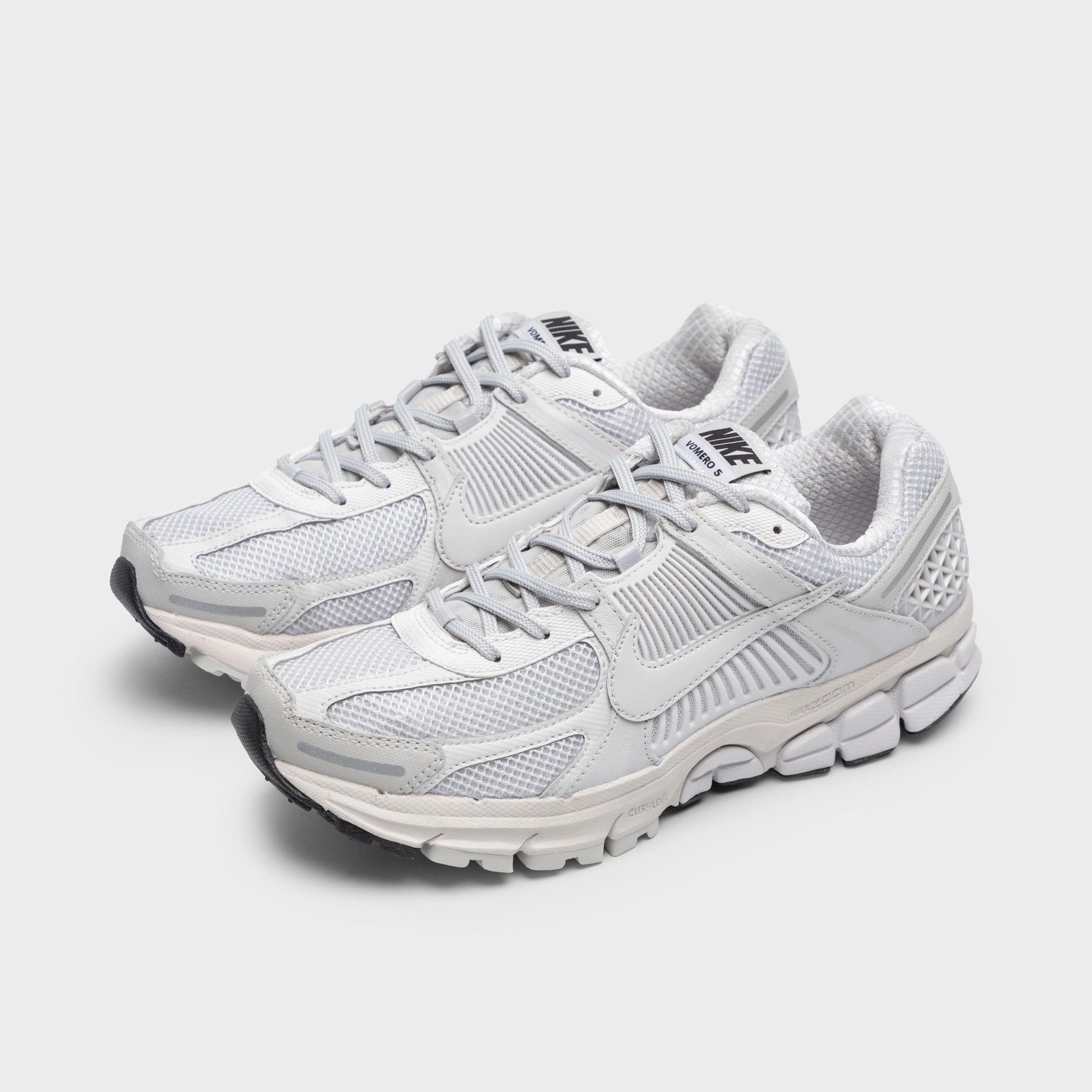 Nike Zoom Vomero 5 SP / Vast Grey Cushioned Step